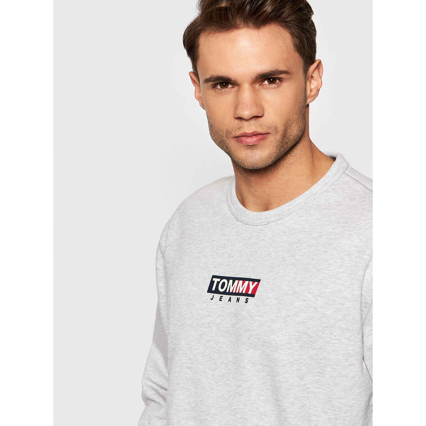 Tommy Jeans Bluză Entry Graphic Crew DM0DM11627 Gri Regular Fit - Pled.ro