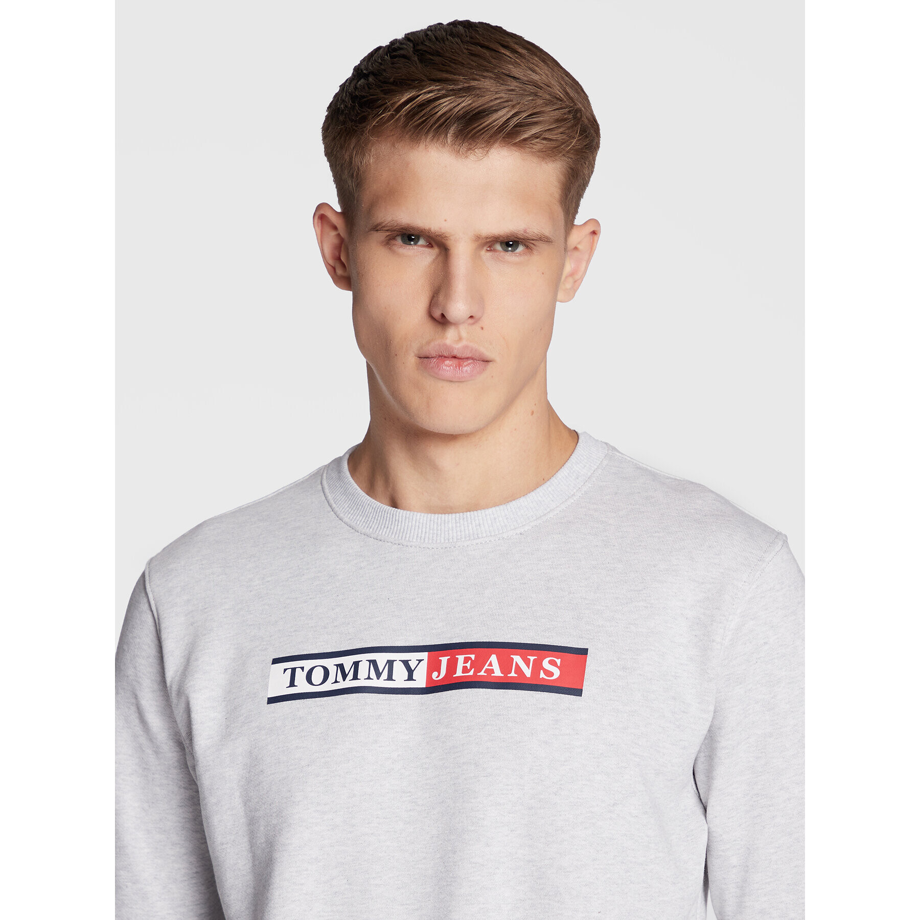 Tommy Jeans Bluză Essential Graphic DM0DM15007 Gri Regular Fit - Pled.ro