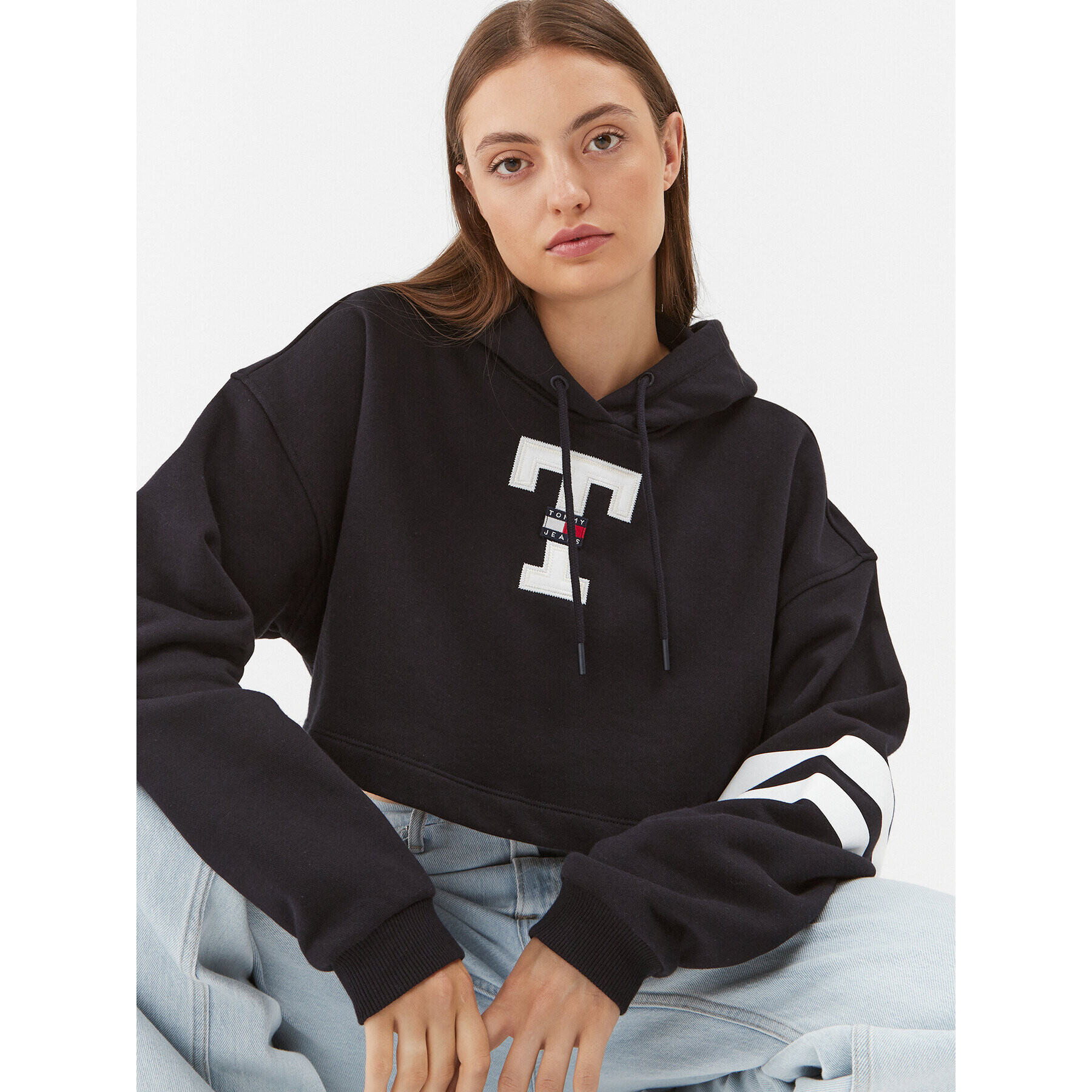 Tommy Jeans Bluză Letterman Flag DW0DW16122 Bleumarin Relaxed Fit - Pled.ro