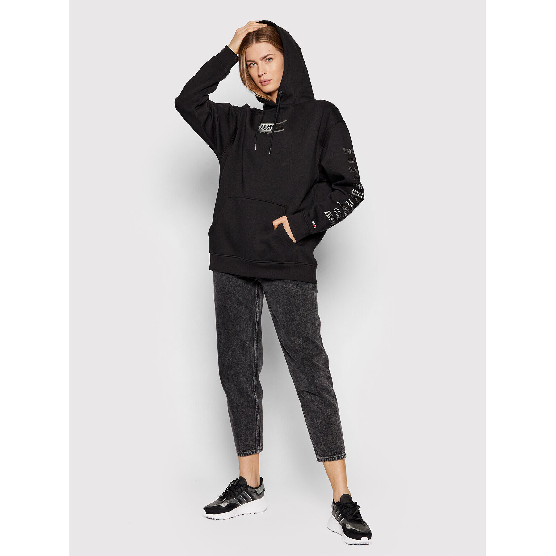 Tommy Jeans Bluză Metallic DW0DW12121 Negru Relaxed Fit - Pled.ro