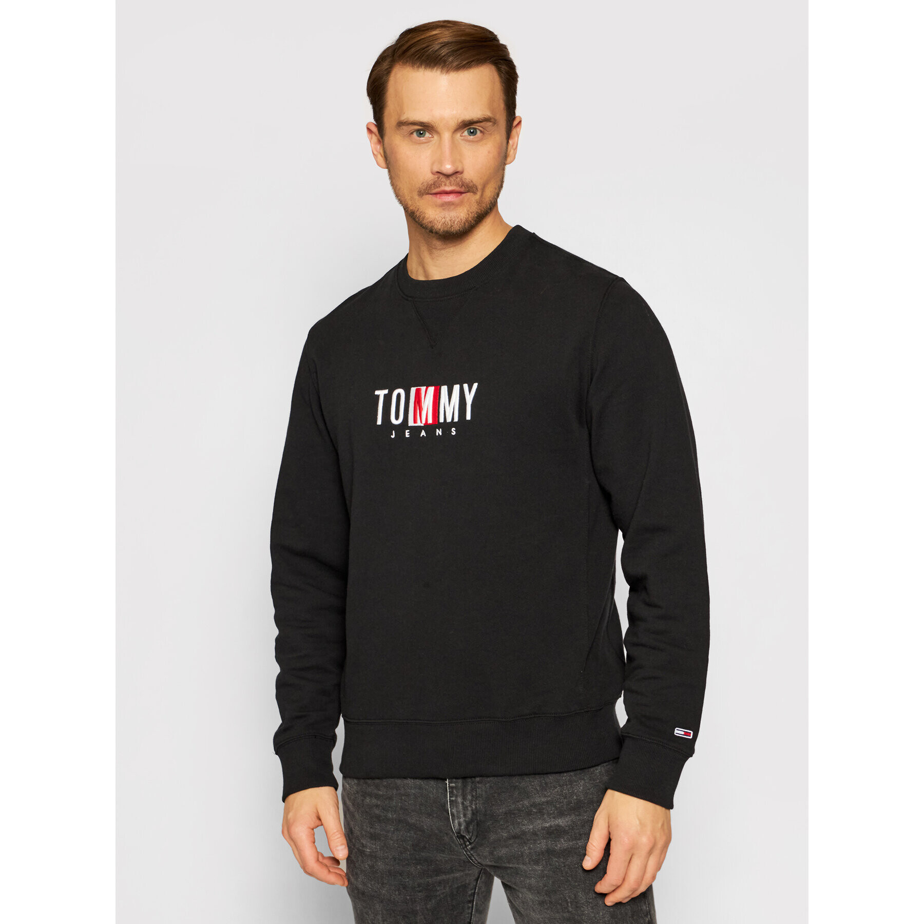 Tommy Jeans Bluză Tjm Timeless Crew 2 DM0DM10207 Negru Relaxed Fit - Pled.ro