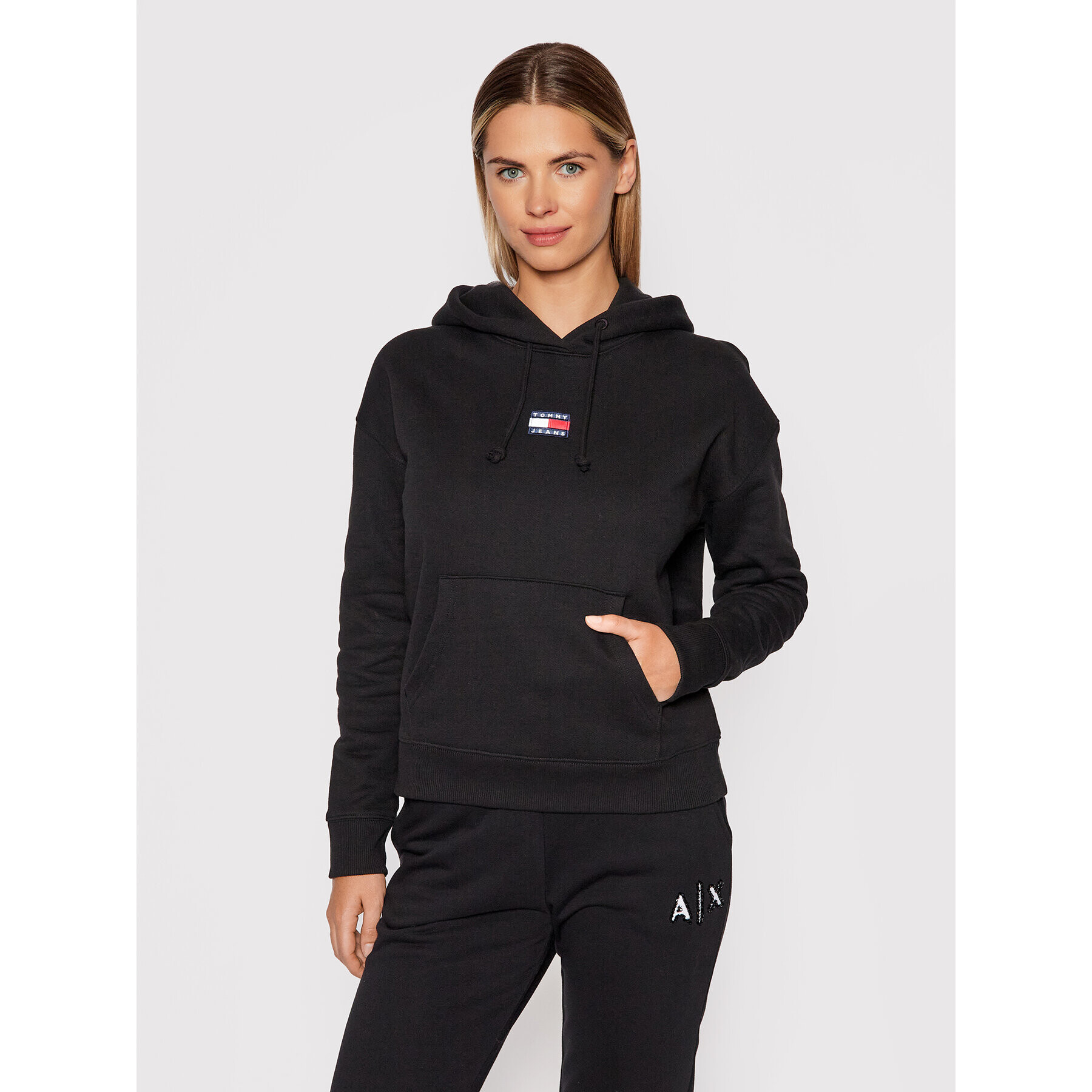 Tommy Jeans Bluză Tommy Center DW0DW10403 Negru Regular Fit - Pled.ro