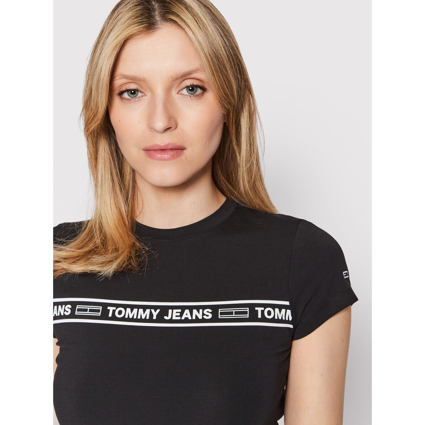 Tommy Jeans Body Cut Out DW0DW12605 Negru Slim Fit - Pled.ro