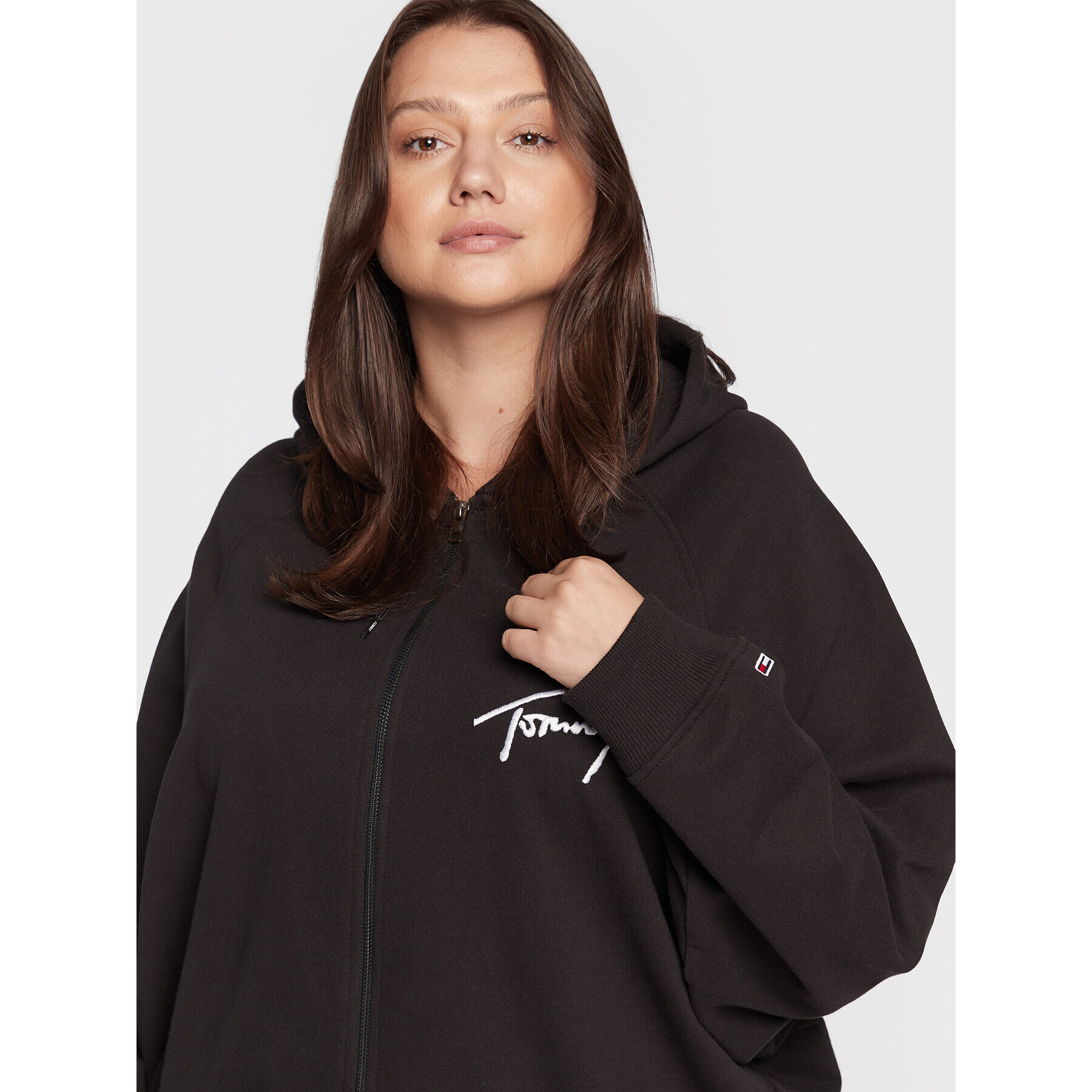 Tommy Jeans Curve Bluză Signature DW0DW12989 Negru Regular Fit - Pled.ro