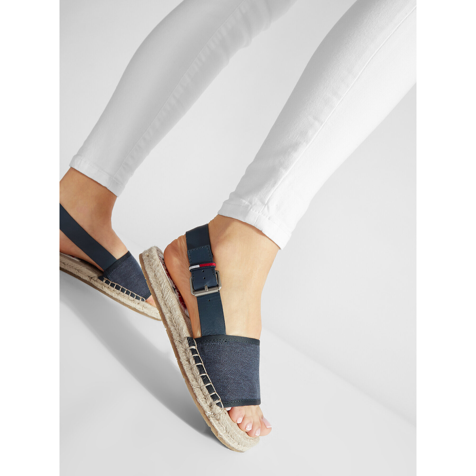 Tommy Jeans Espadrile Essential Flat Sandal EN0EN01437 Bleumarin - Pled.ro