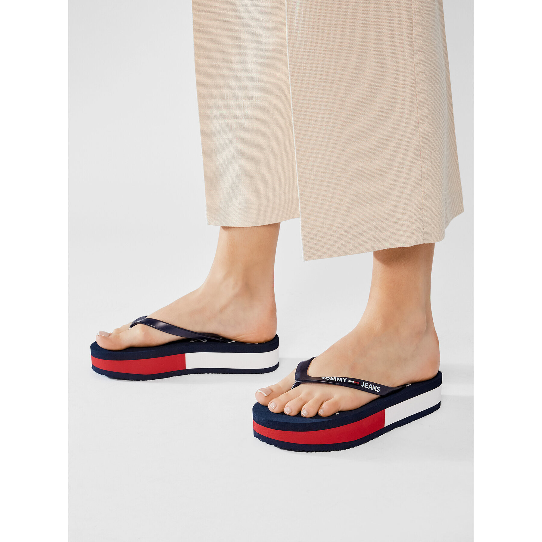 Tommy Jeans Flip flop Rubber Thong Mid Beach Sandal EN0EN01301 Bleumarin - Pled.ro