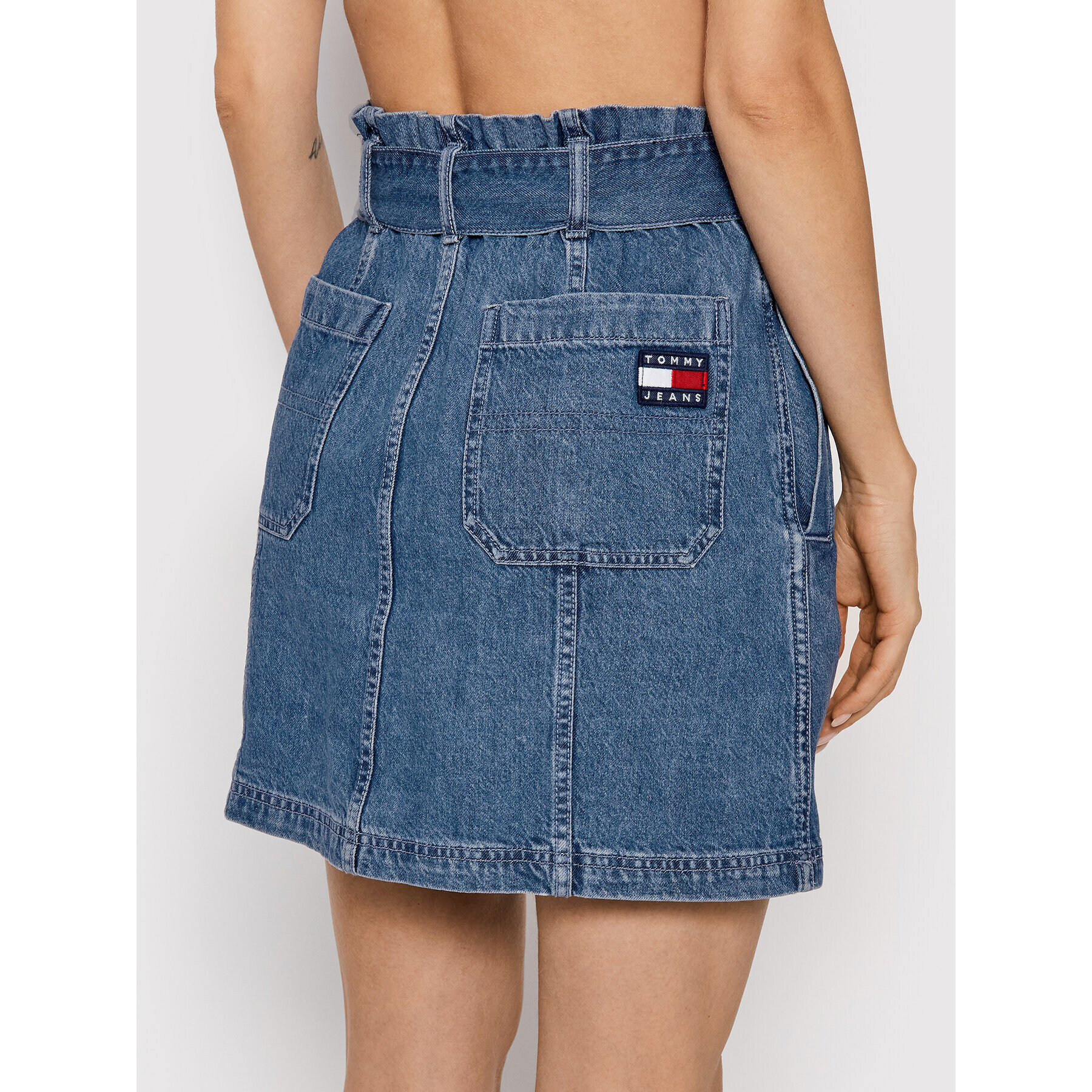 Tommy Jeans Fustă de blugi Badge Skirt DW0DW11906 Bleumarin Regular Fit - Pled.ro