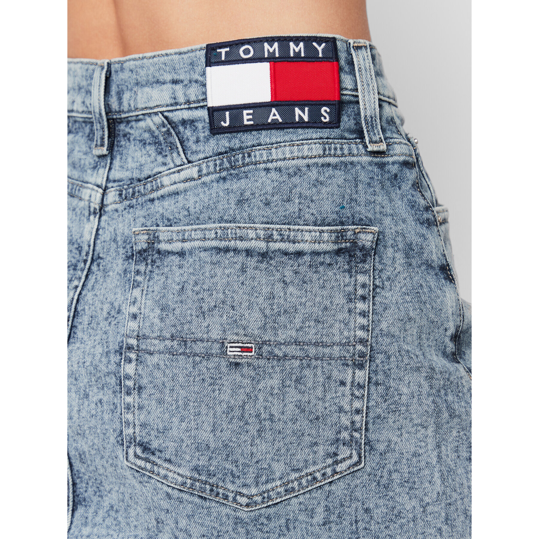 Tommy Jeans Fustă de blugi DW0DW13404 Albastru Mom Fit - Pled.ro