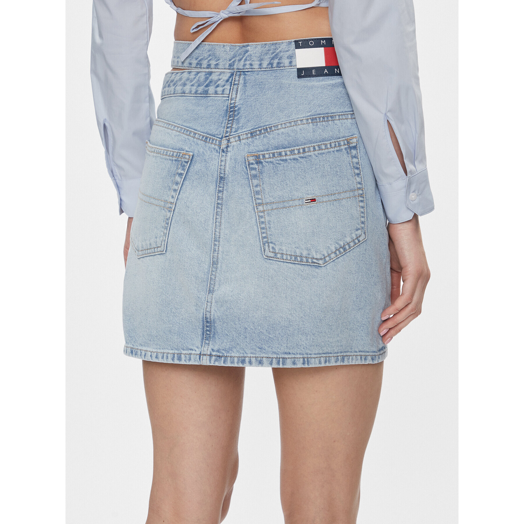 Tommy Jeans Fustă de blugi Mom Cut Out Wb Uh Skirt Ah7011 DW0DW17217 Albastru Slim Fit - Pled.ro