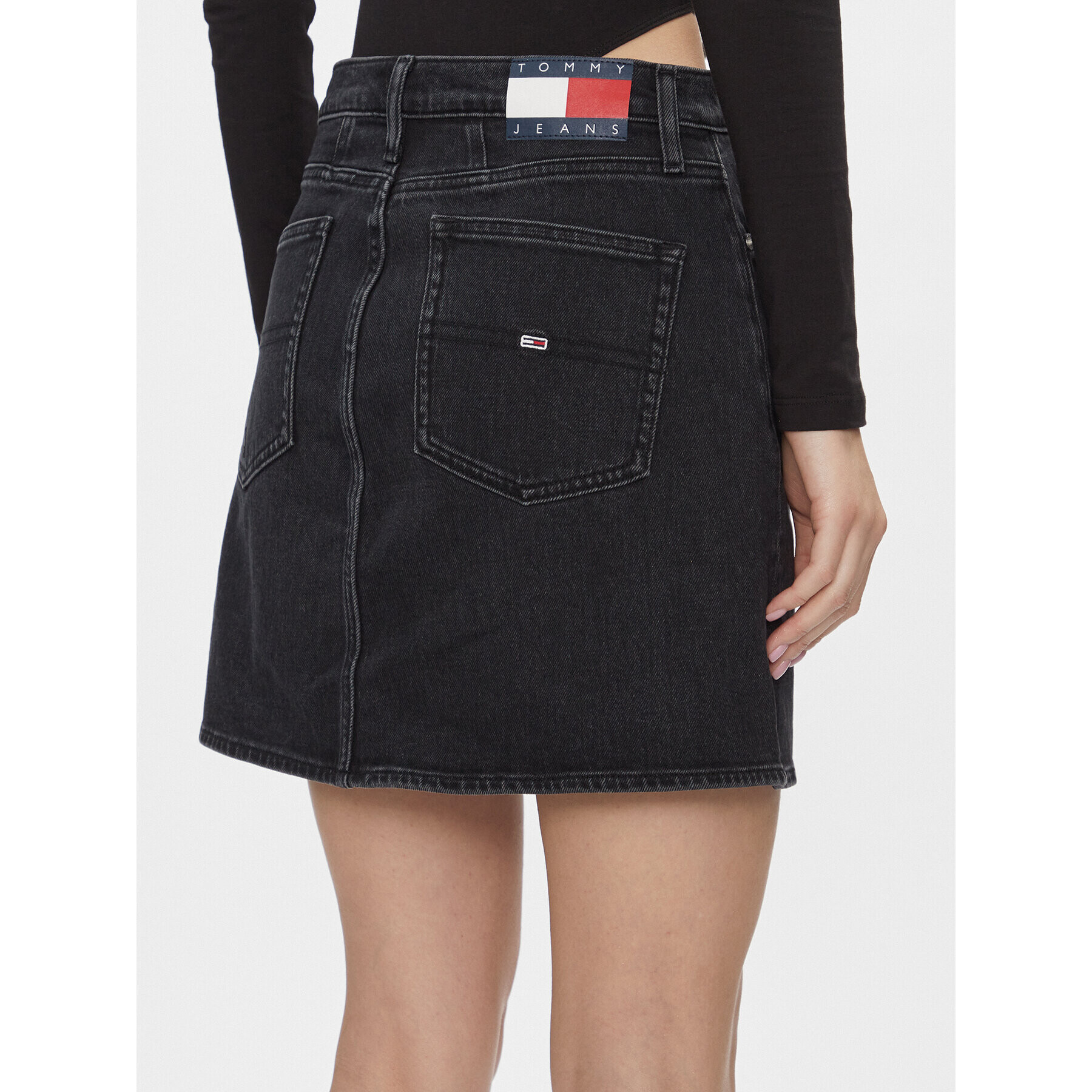 Tommy Jeans Fustă de blugi Mom Uh Skirt Cg4181 DW0DW17286 Negru Slim Fit - Pled.ro