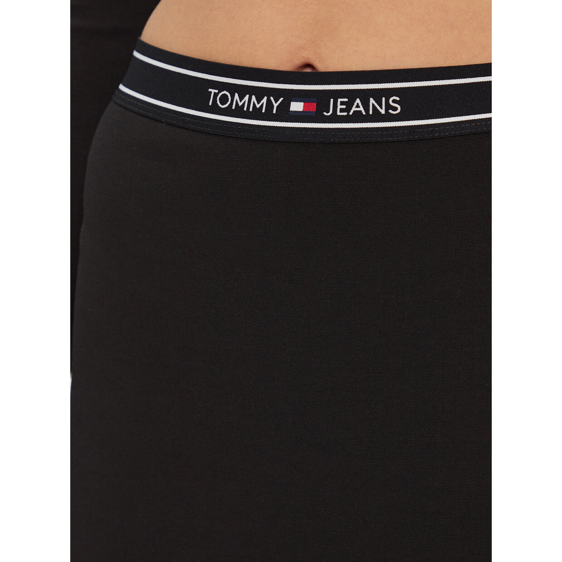 Tommy Jeans Fustă mini DW0DW17436 Negru Slim Fit - Pled.ro