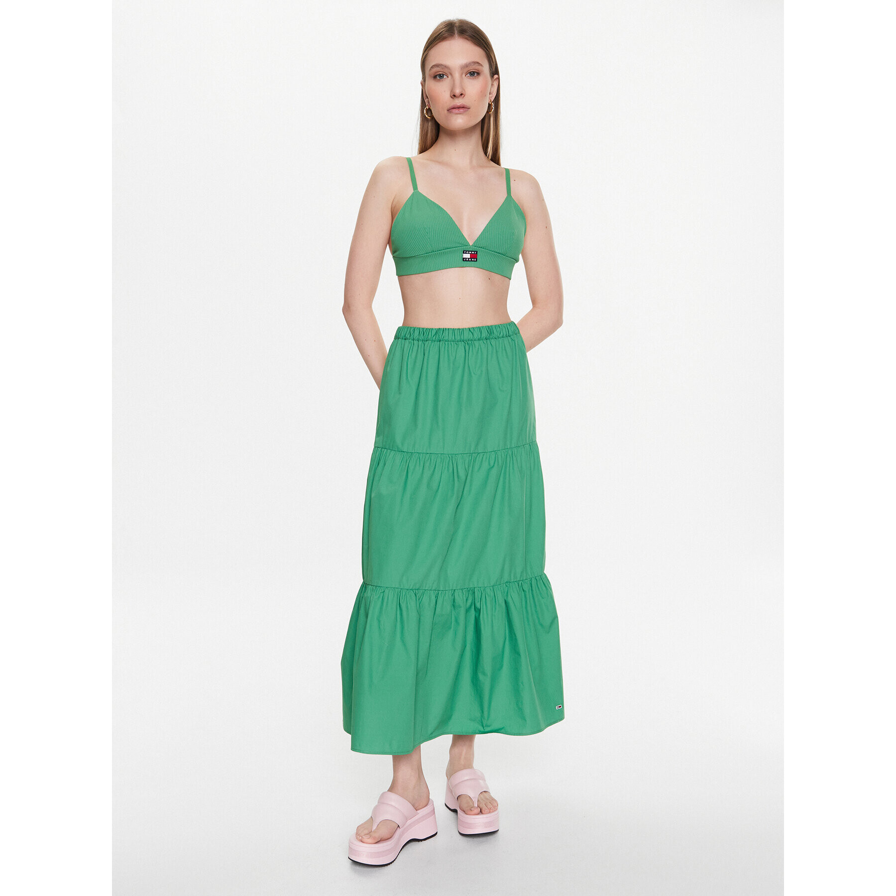 Tommy Jeans Fustă Poplin Tiered DW0DW15195 Verde Regular Fit - Pled.ro