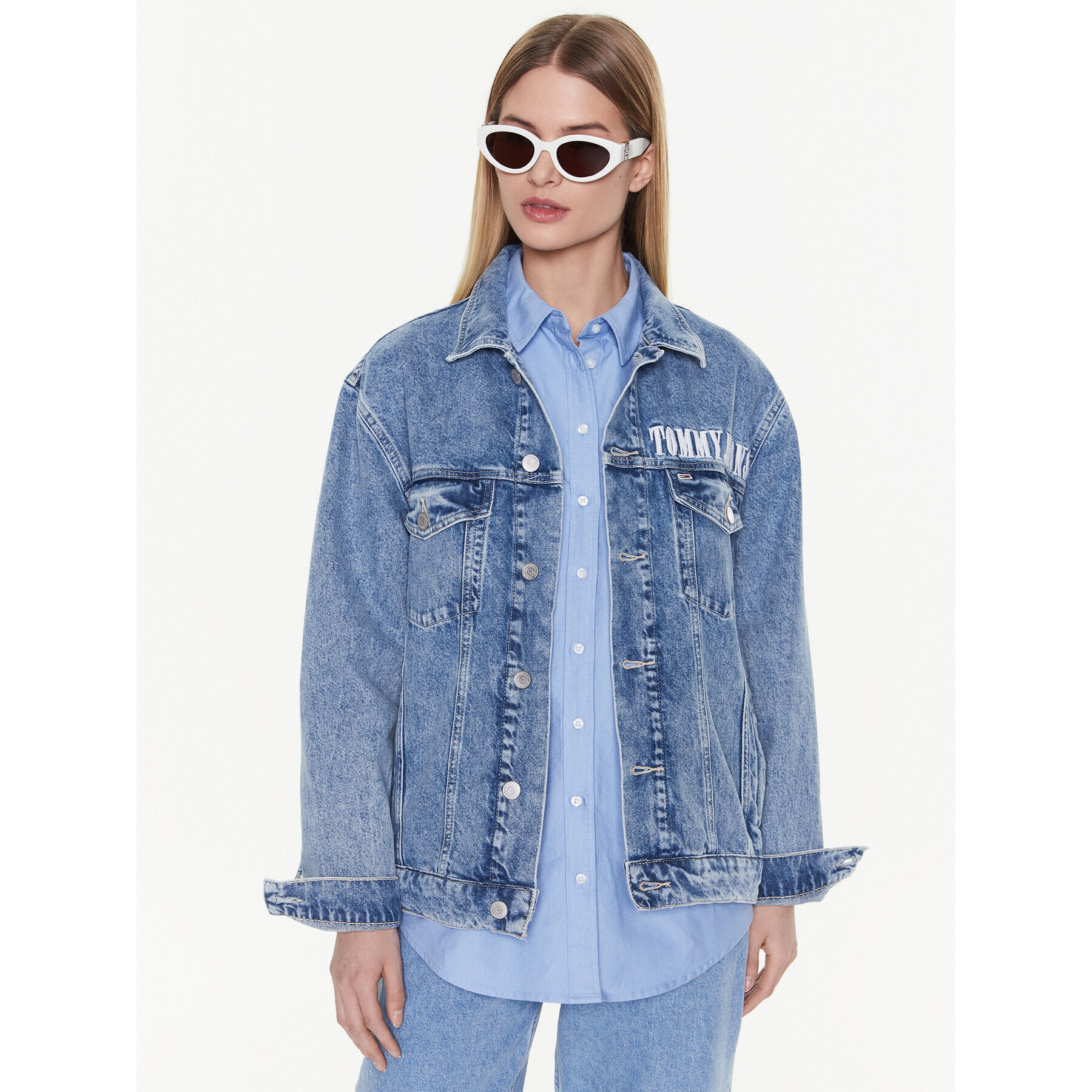 Tommy Jeans Geacă de blugi Trucker DW0DW14846 Albastru Oversize - Pled.ro