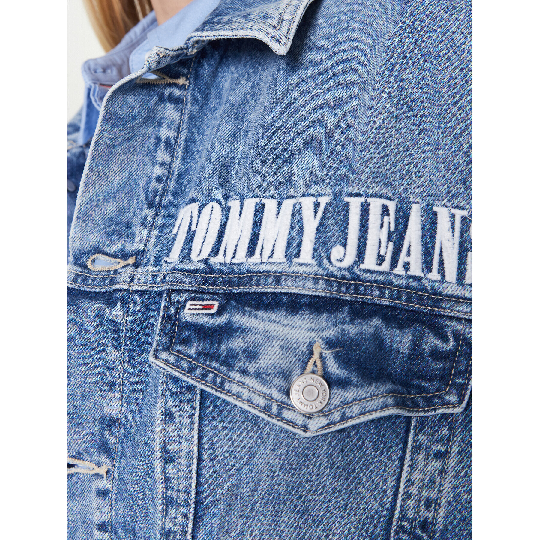 Tommy Jeans Geacă de blugi Trucker DW0DW14846 Albastru Oversize - Pled.ro