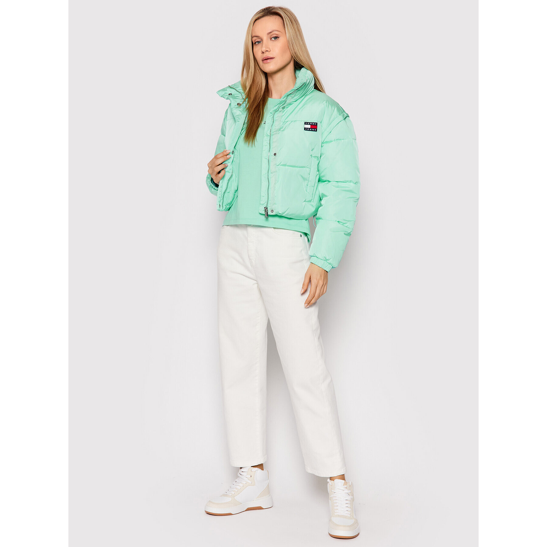 Tommy Jeans Geacă din puf Crop Vest Puffer DW0DW11840 Verde Cropped Fit - Pled.ro