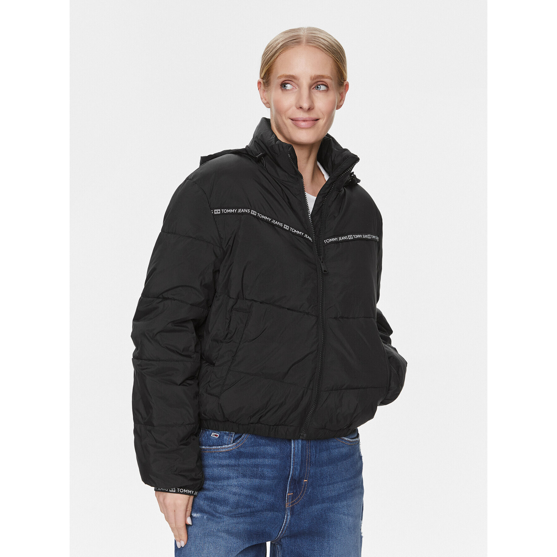 Tommy Jeans Geacă din puf DW0DW17238 Negru Regular Fit - Pled.ro