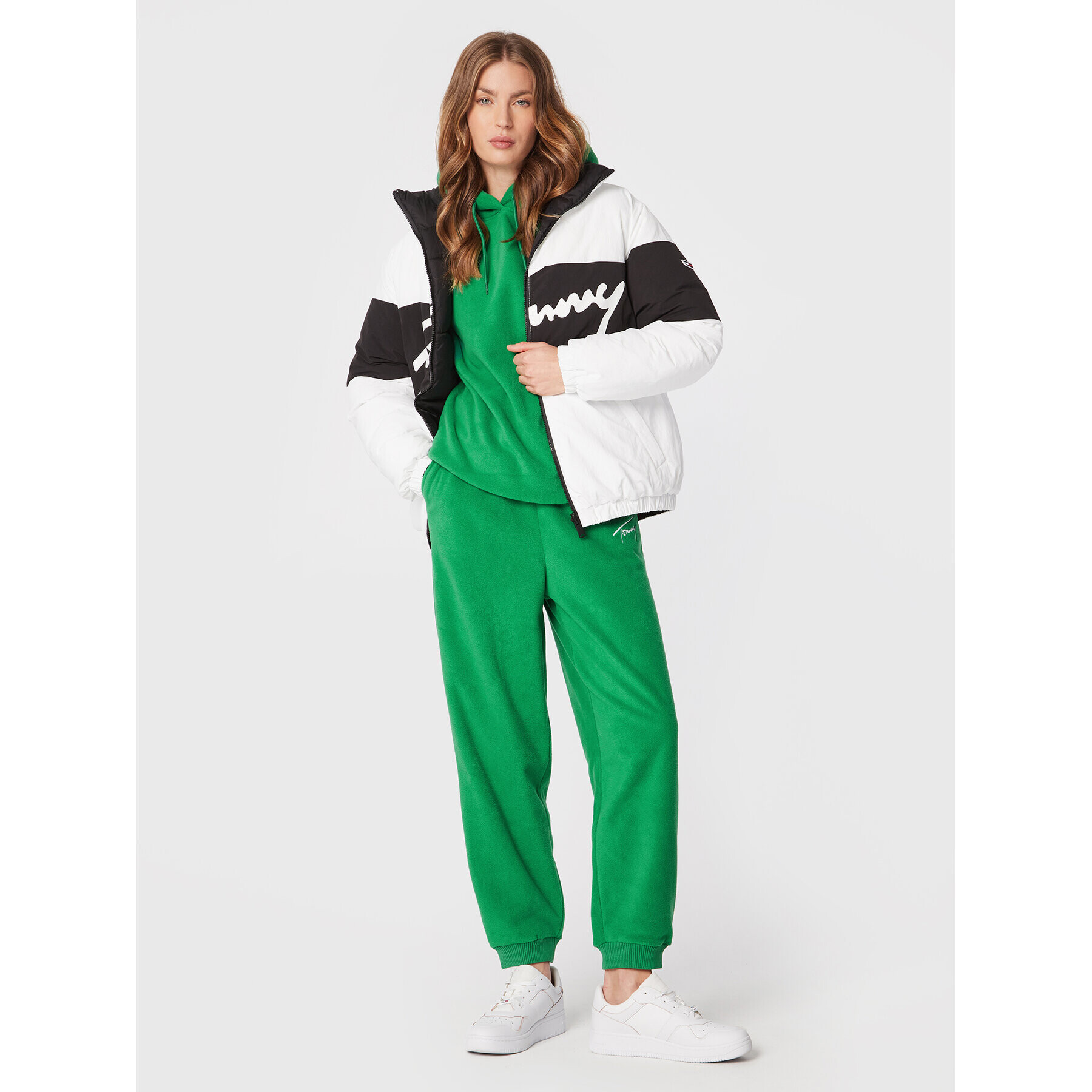 Tommy Jeans Geacă din puf Signature DW0DW14308 Alb Oversize - Pled.ro