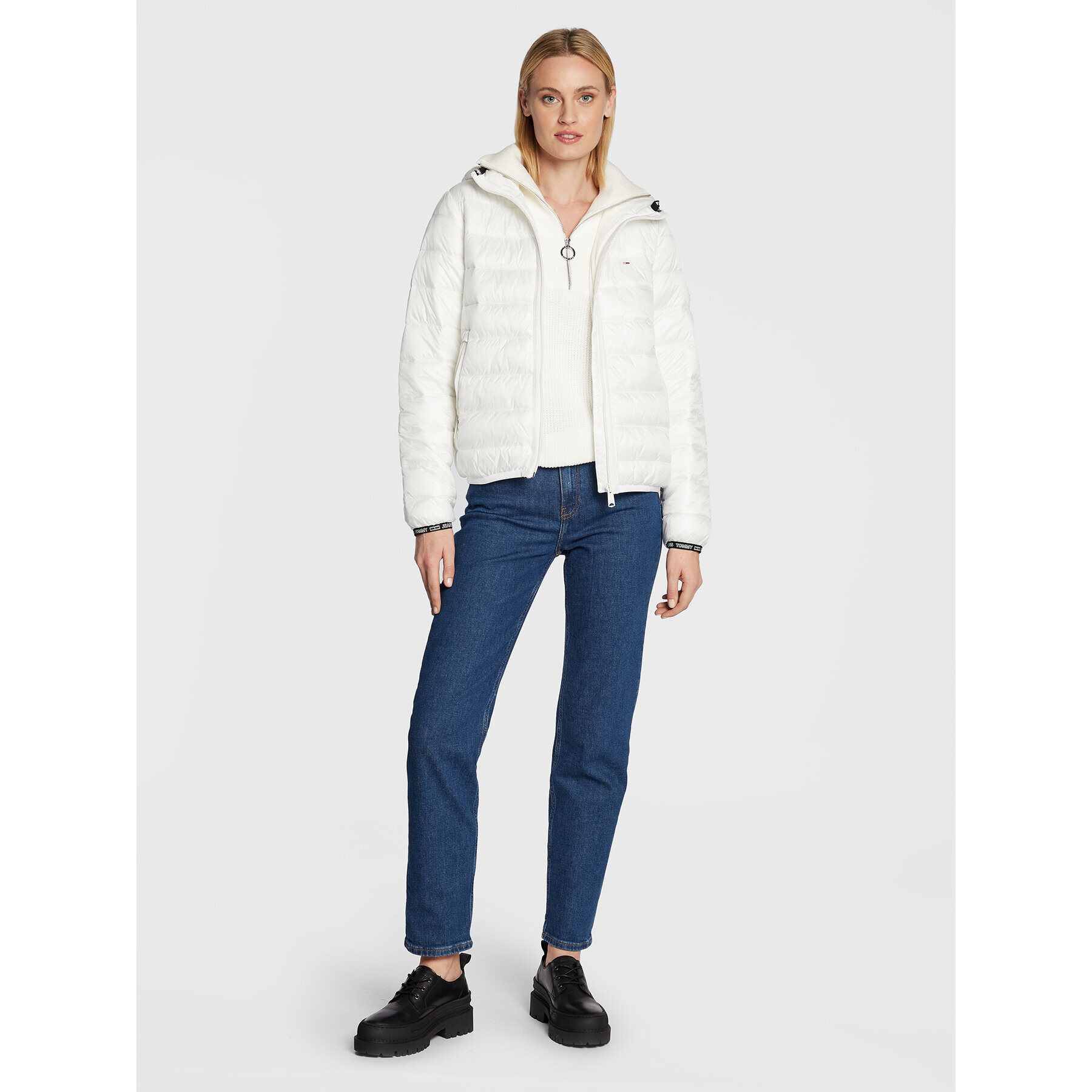 Tommy Jeans Geacă din puf Quilted Tape DW0DW09350 Alb Relaxed Fit - Pled.ro