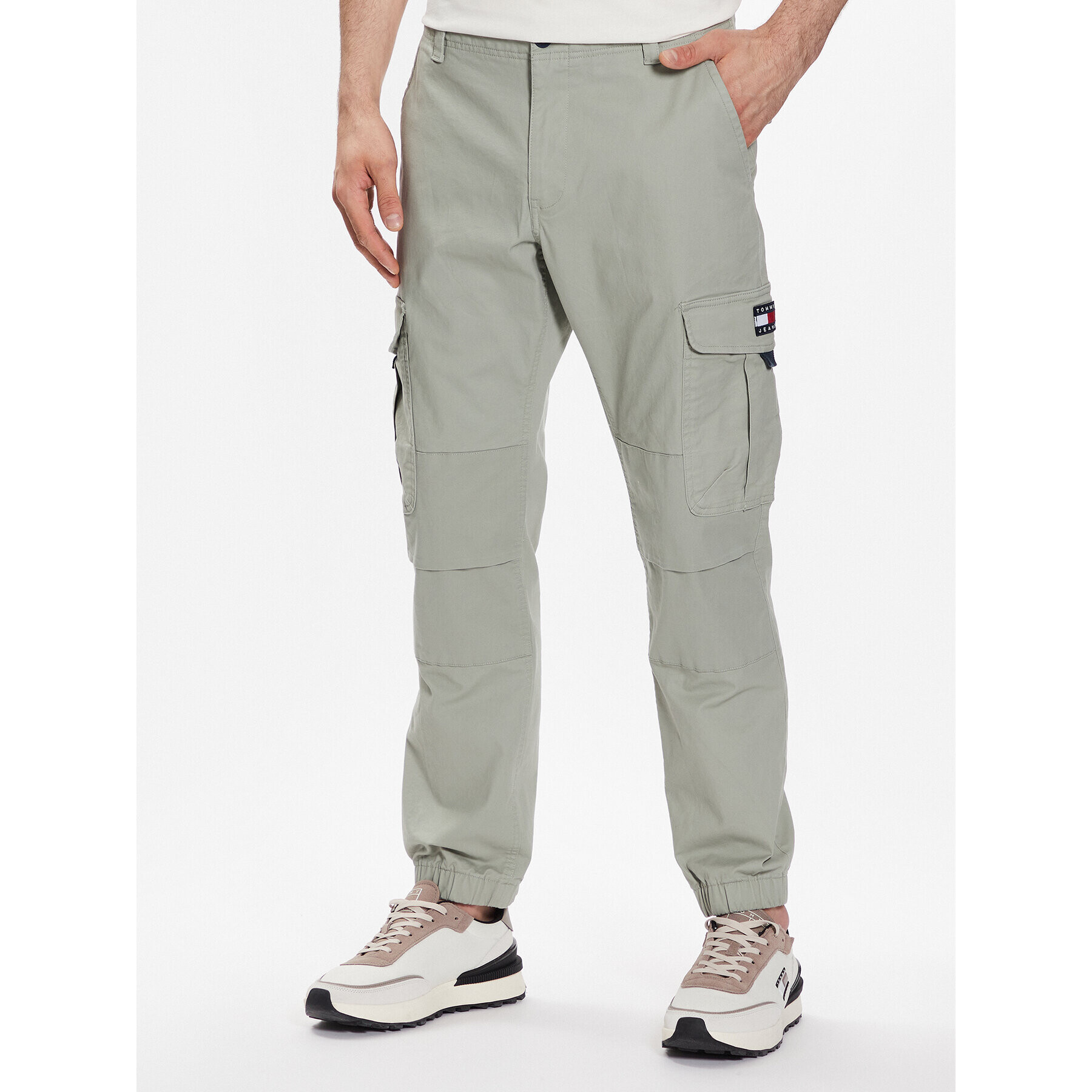 Tommy Jeans Joggers Ethan DM0DM15793 Verde Relaxed Fit - Pled.ro