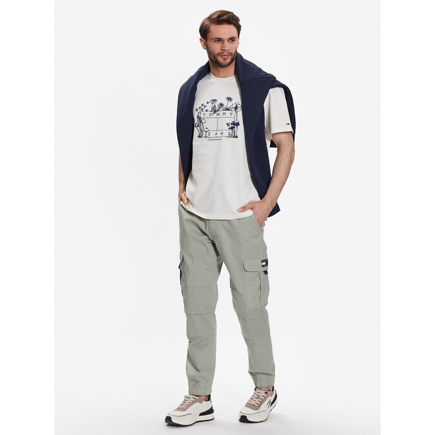 Tommy Jeans Joggers Ethan DM0DM15793 Verde Relaxed Fit - Pled.ro