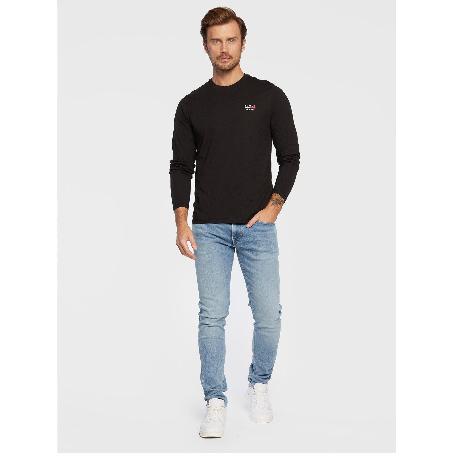 Tommy Jeans Longsleeve Chest Logo DM0DM14316 Negru Regular Fit - Pled.ro