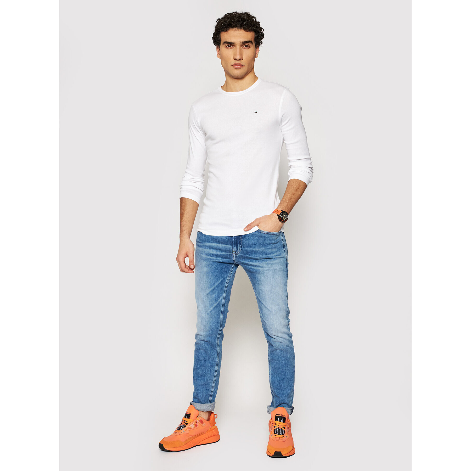 Tommy Jeans Longsleeve DM0DM04409 Alb Slim Fit - Pled.ro