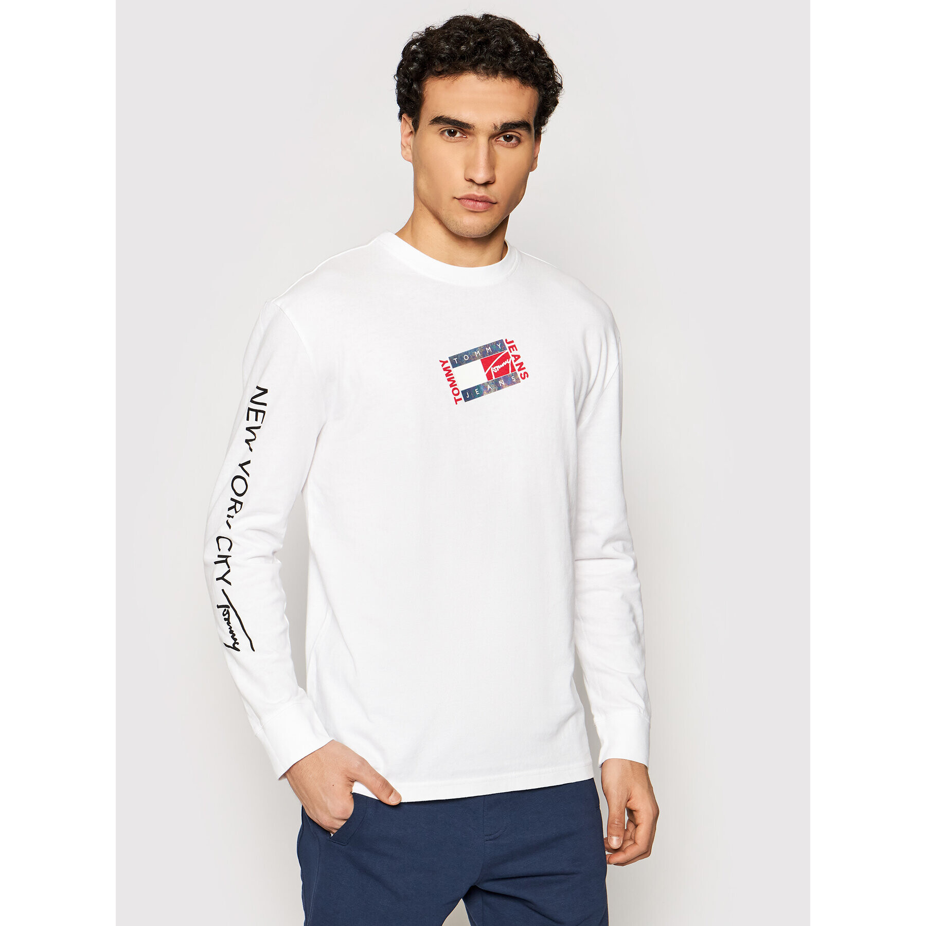 Tommy Jeans Longsleeve Tjm Small Flag Box Logo Tee DM0DM10240 Alb Regular Fit - Pled.ro