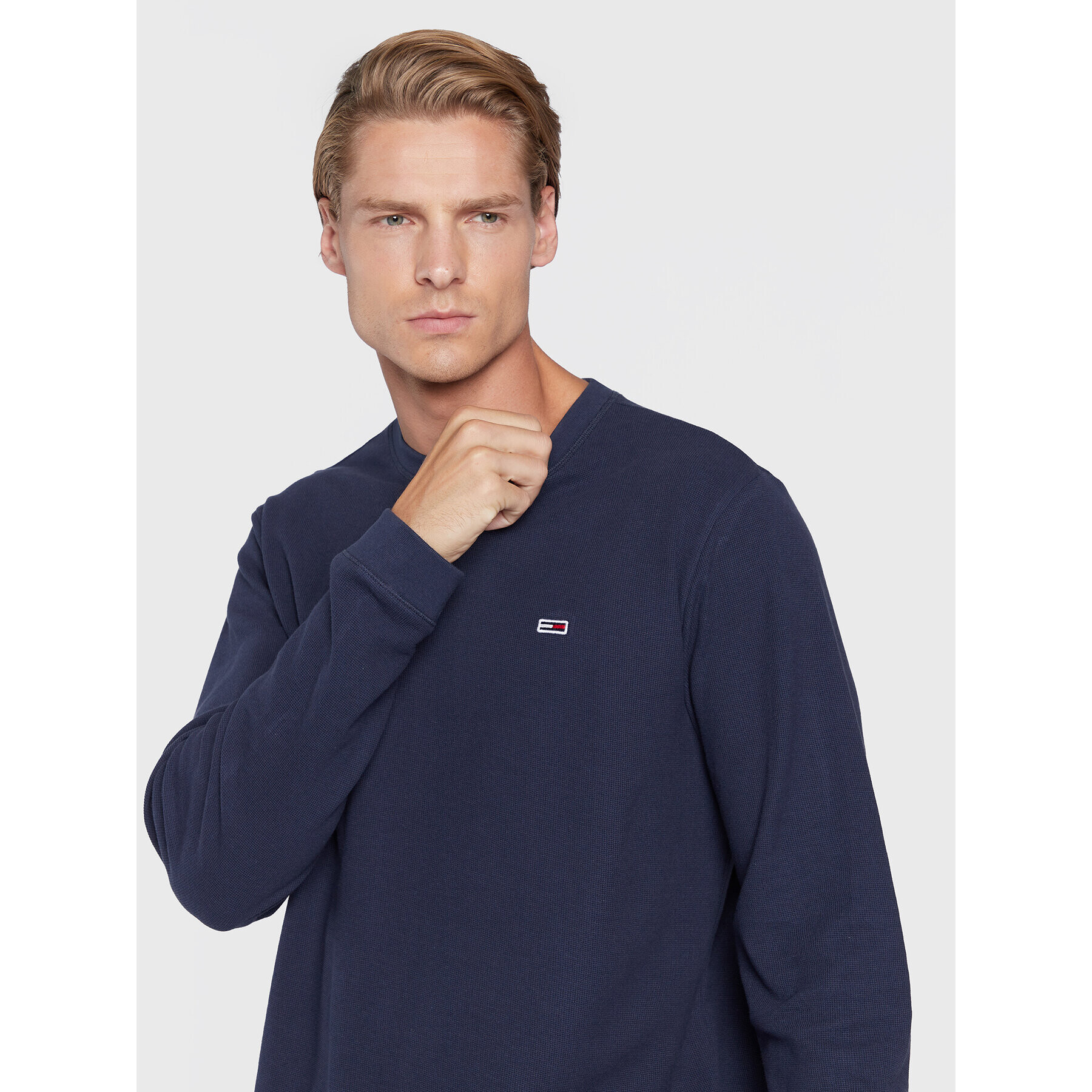 Tommy Jeans Longsleeve Waffle Snit DM0DM13811 Bleumarin Regular Fit - Pled.ro