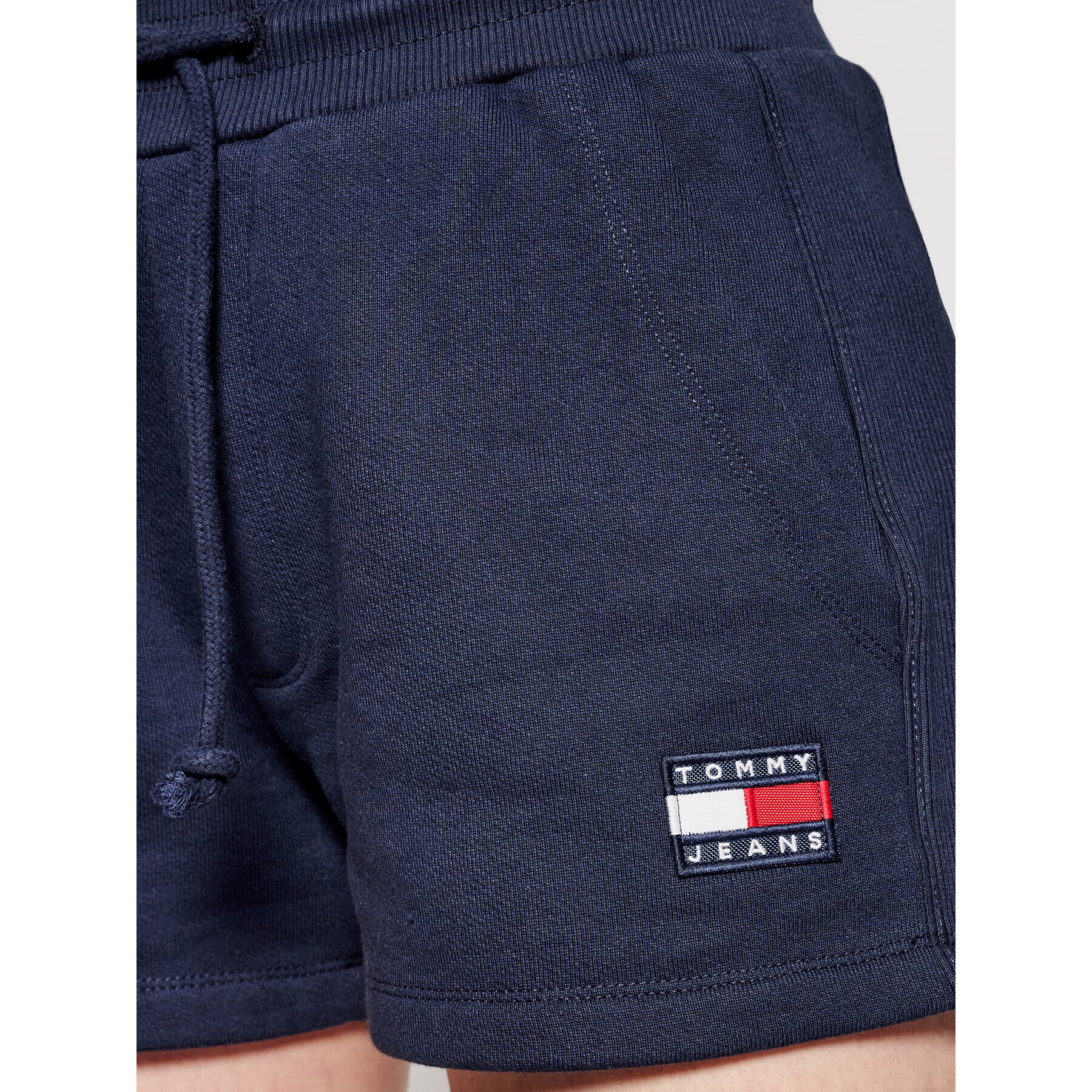 Tommy Jeans Pantaloni scurți sport Tjw Badge DW0DW09754 Bleumarin Regular Fit - Pled.ro