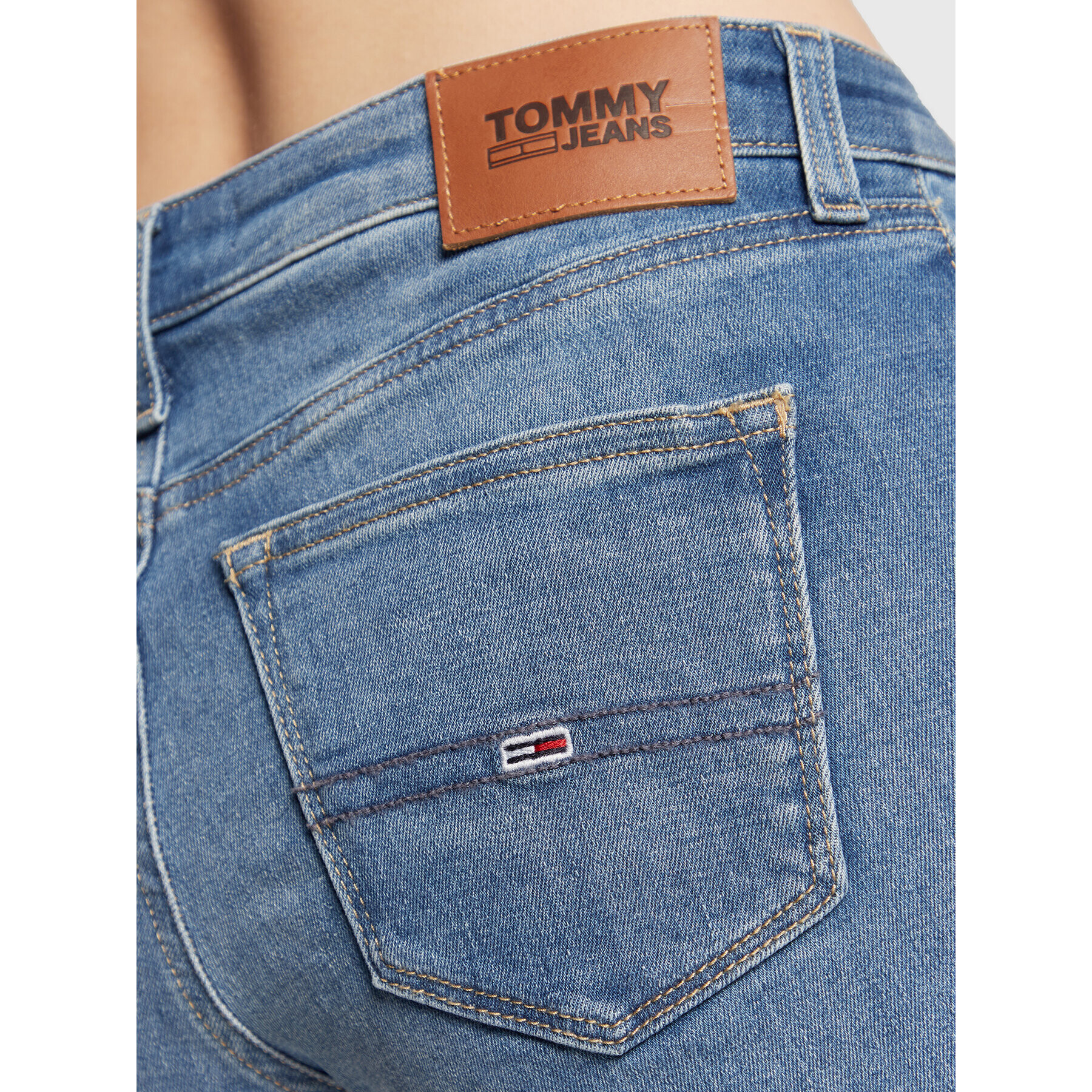 Tommy Jeans Pantaloni scurți de blugi DW0DW12513 Albastru Regular Fit - Pled.ro