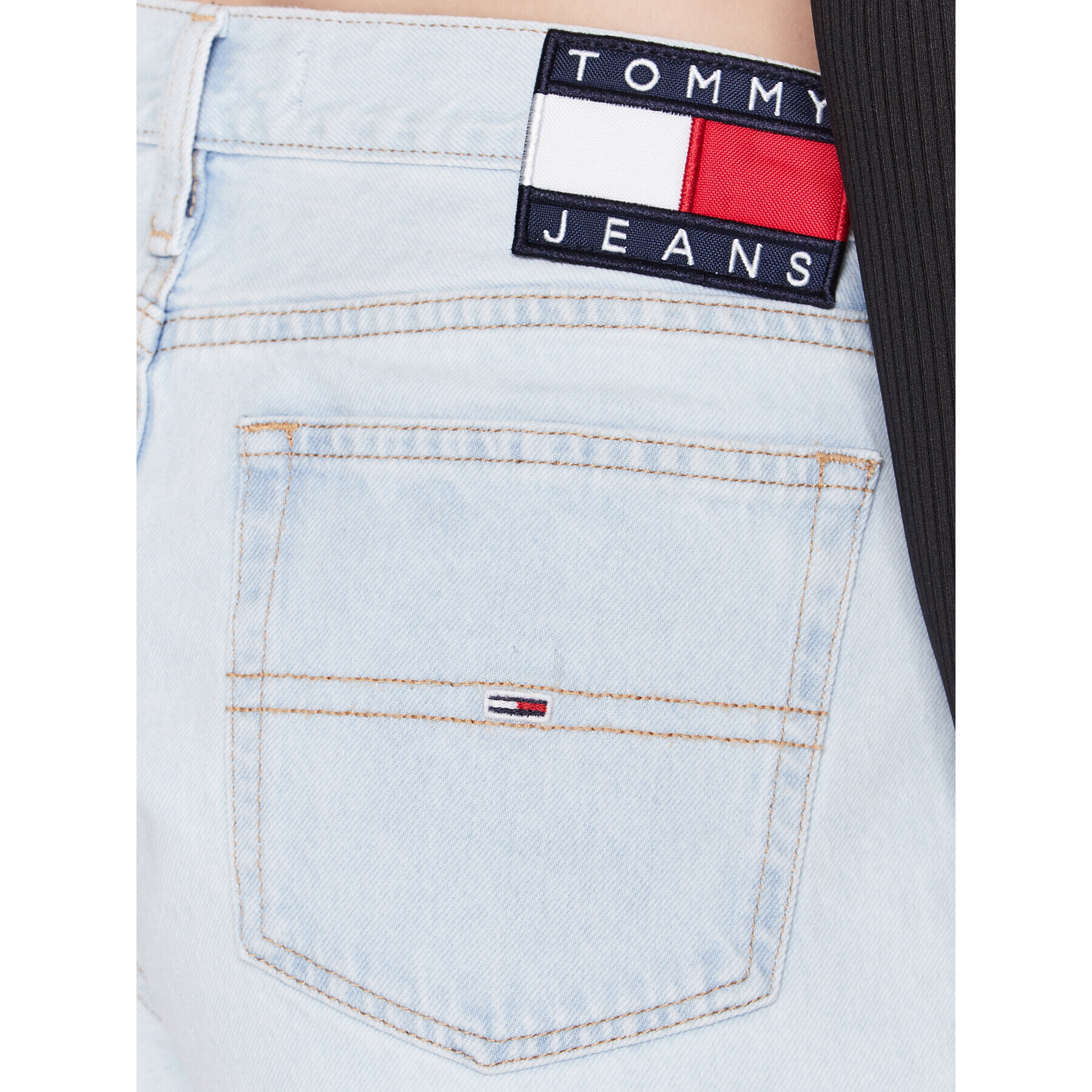 Tommy Jeans Pantaloni scurți de blugi Hotpant DW0DW15593 Albastru Regular Fit - Pled.ro