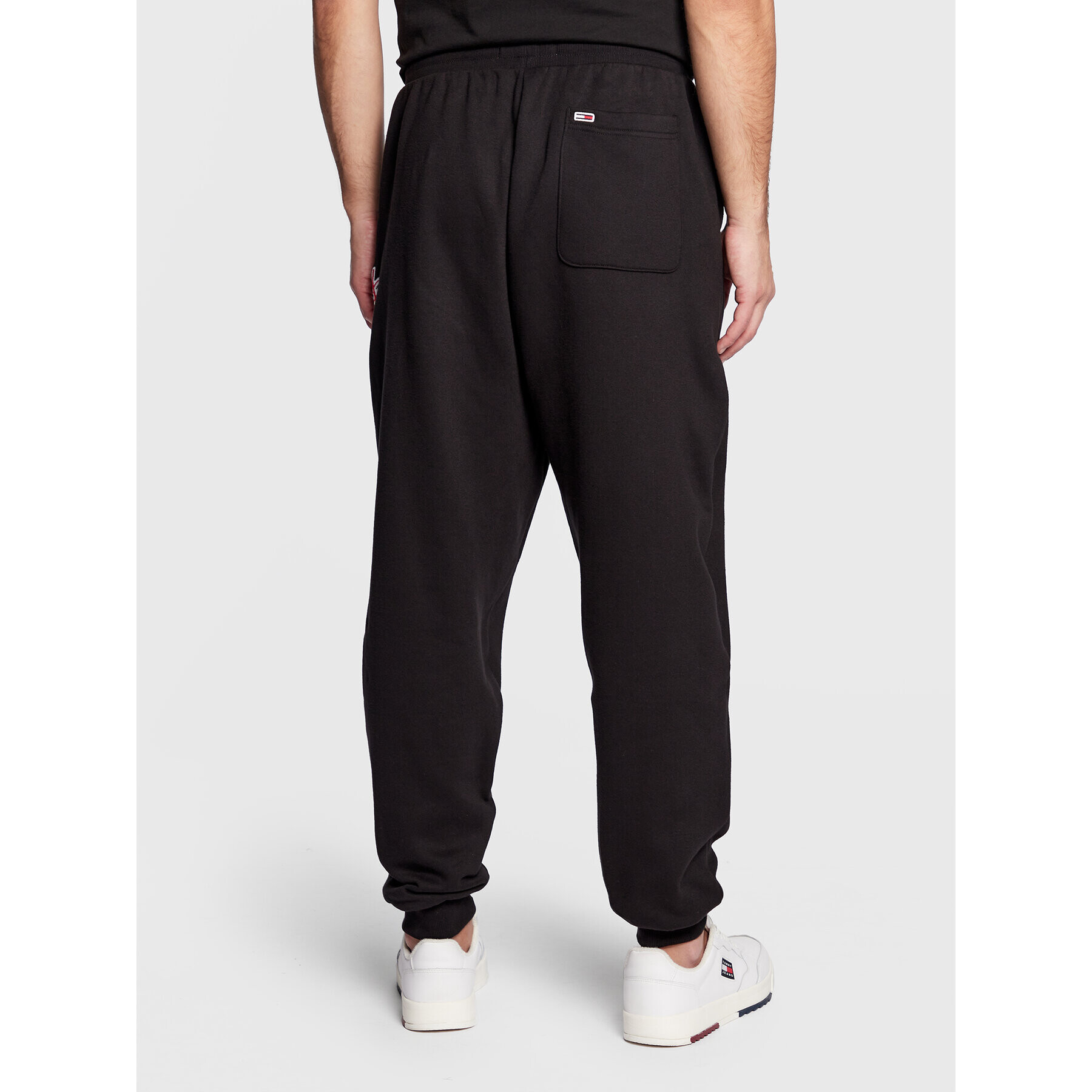 Tommy Jeans Pantaloni trening College DM0DM15807 Negru Relaxed Fit - Pled.ro