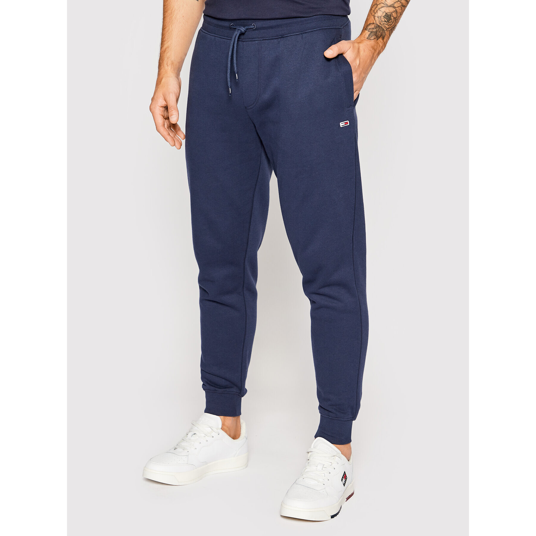 Tommy Jeans Pantaloni trening DM0DM15380 Bleumarin Slim Fit - Pled.ro