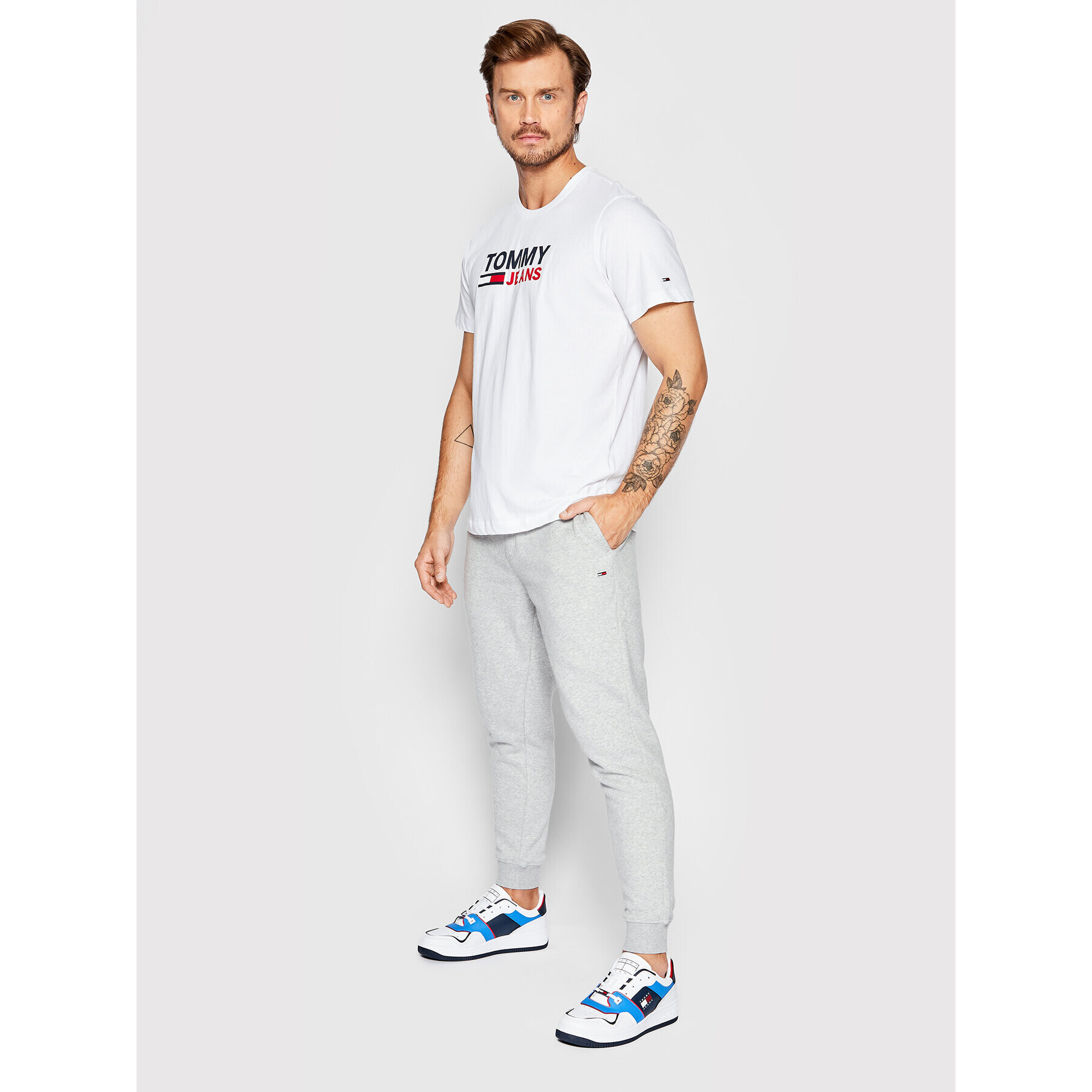 Tommy Jeans Pantaloni trening DM0DM15380 Gri Slim Fit - Pled.ro