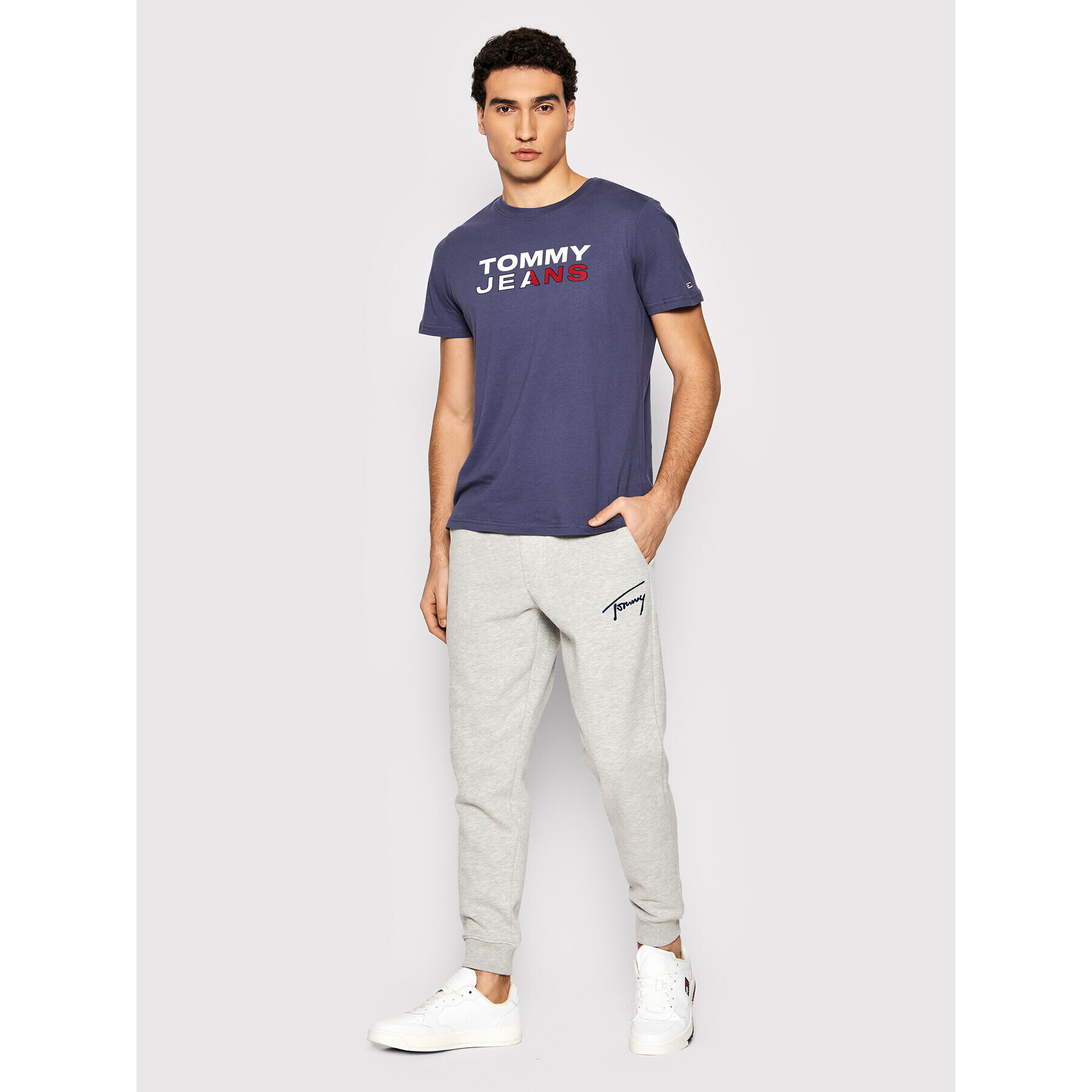 Tommy Jeans Pantaloni trening Signature DM0DM12439 Gri Slim Fit - Pled.ro