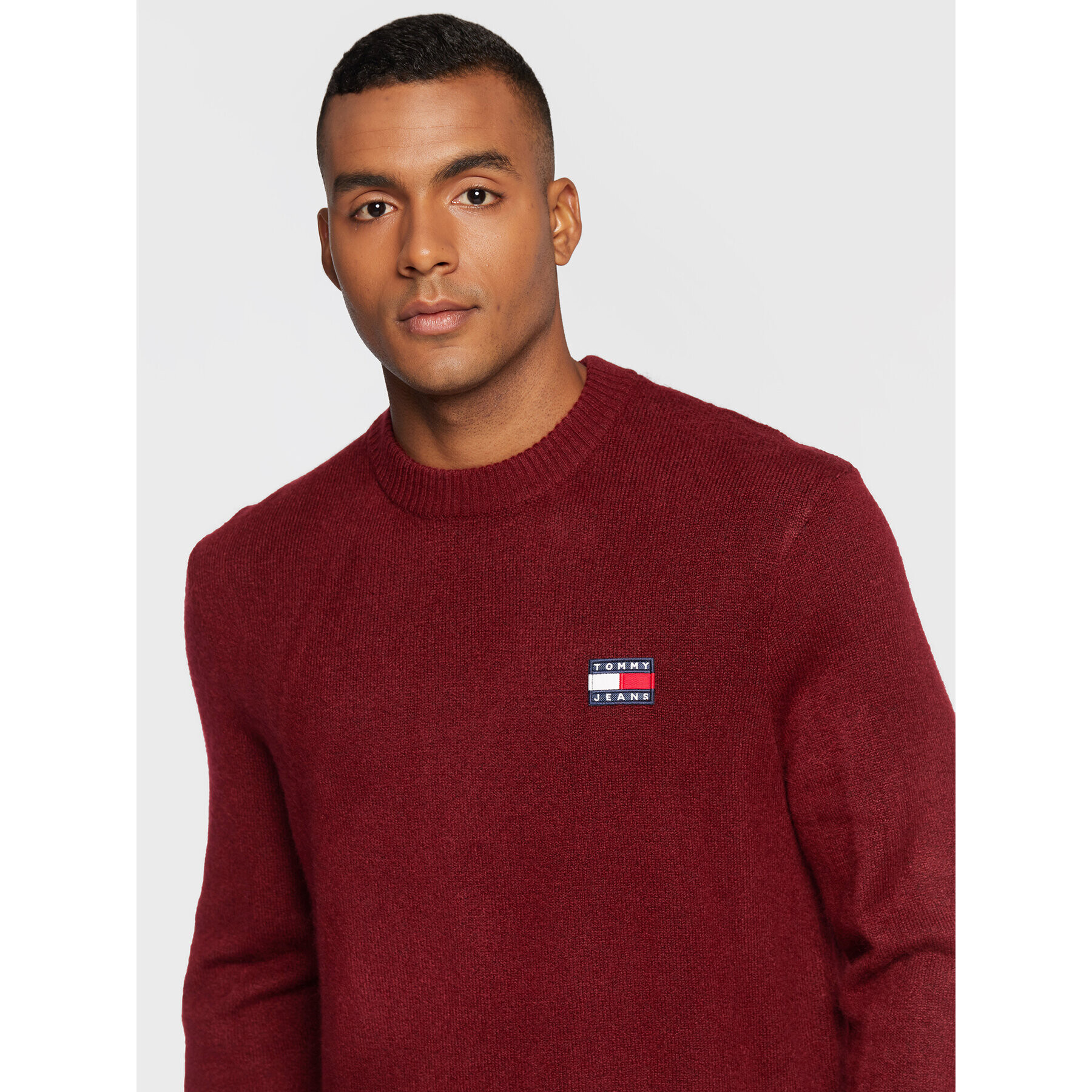 Tommy Jeans Pulover Badge DM0DM15065 Vișiniu Relaxed Fit - Pled.ro