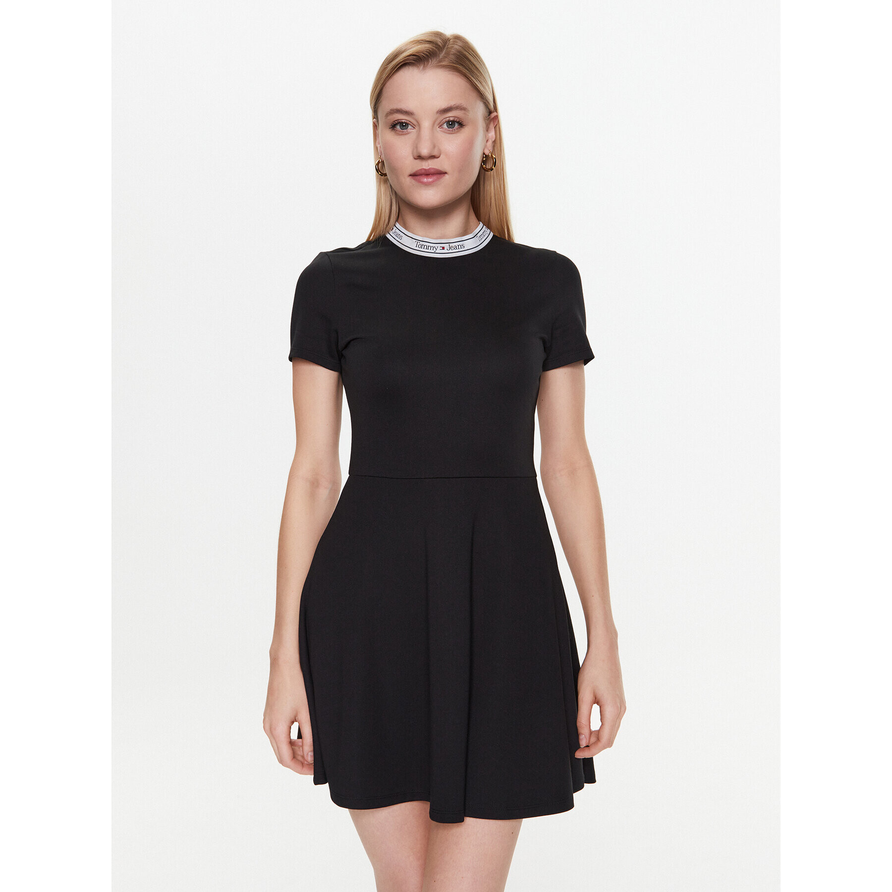 Tommy Jeans Rochie de zi Logo DW0DW15755 Negru Regular Fit - Pled.ro