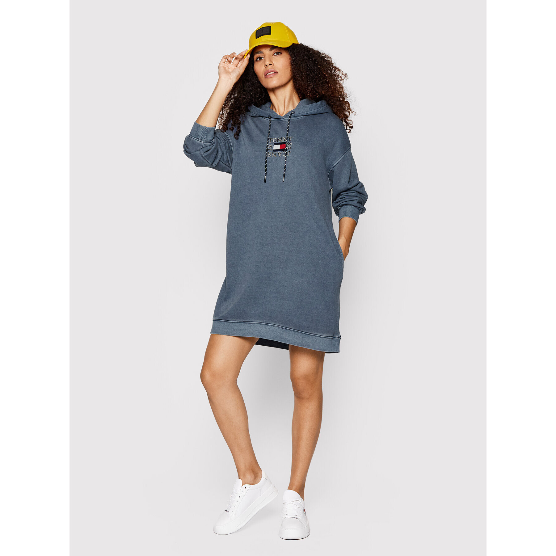 Tommy Jeans Rochie de zi Timeless Box DW0DW12866 Bleumarin Relaxed Fit - Pled.ro