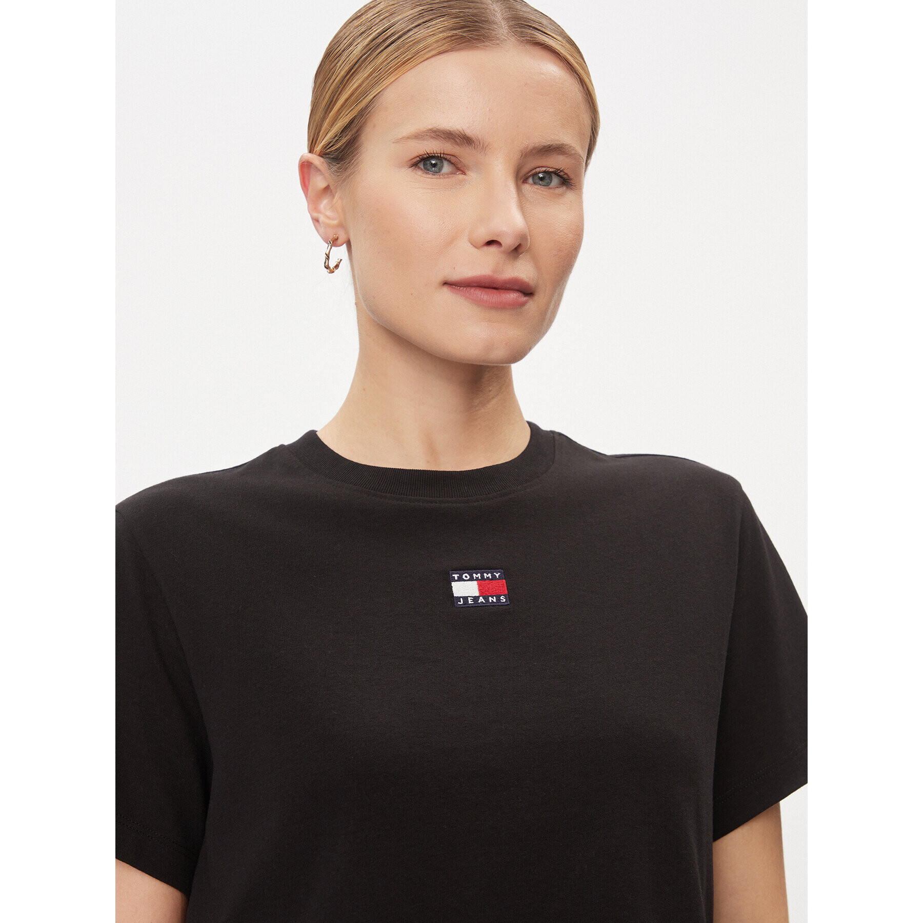 Tommy Jeans Tricou Badge DW0DW17391 Negru Boxy Fit - Pled.ro