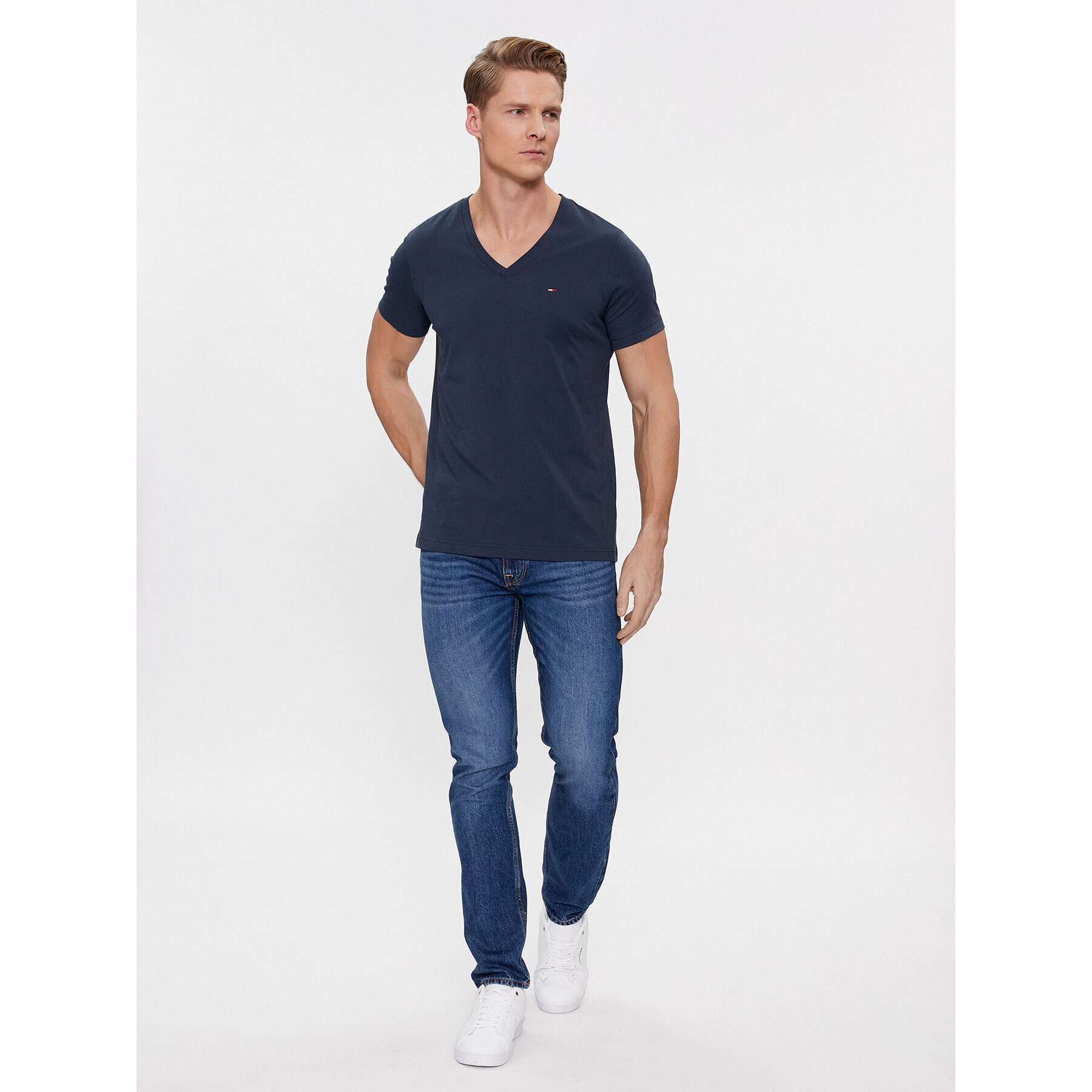 Tommy Jeans Tricou DM0DM04410 Bleumarin Regular Fit - Pled.ro