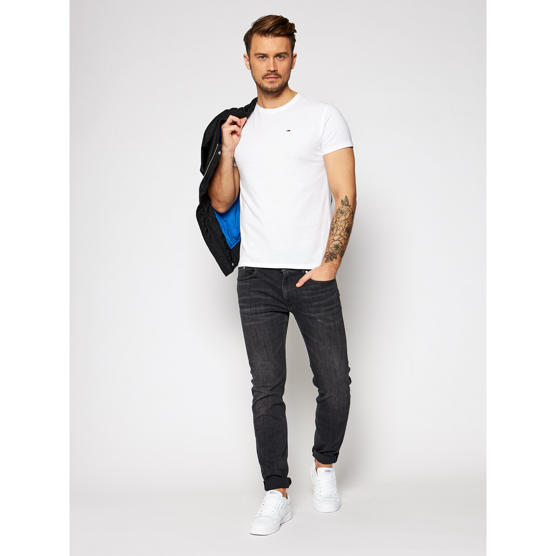 Tommy Jeans Tricou DM0DM04411 Alb Regular Fit - Pled.ro