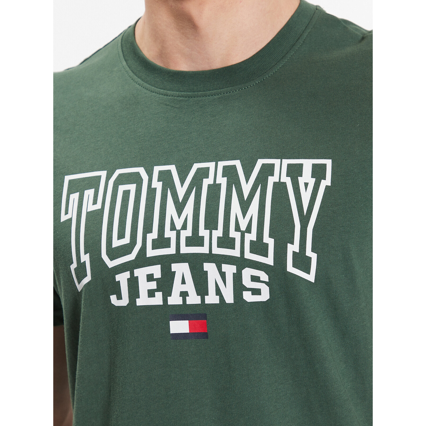 Tommy Jeans Tricou DM0DM16831 Verde Regular Fit - Pled.ro