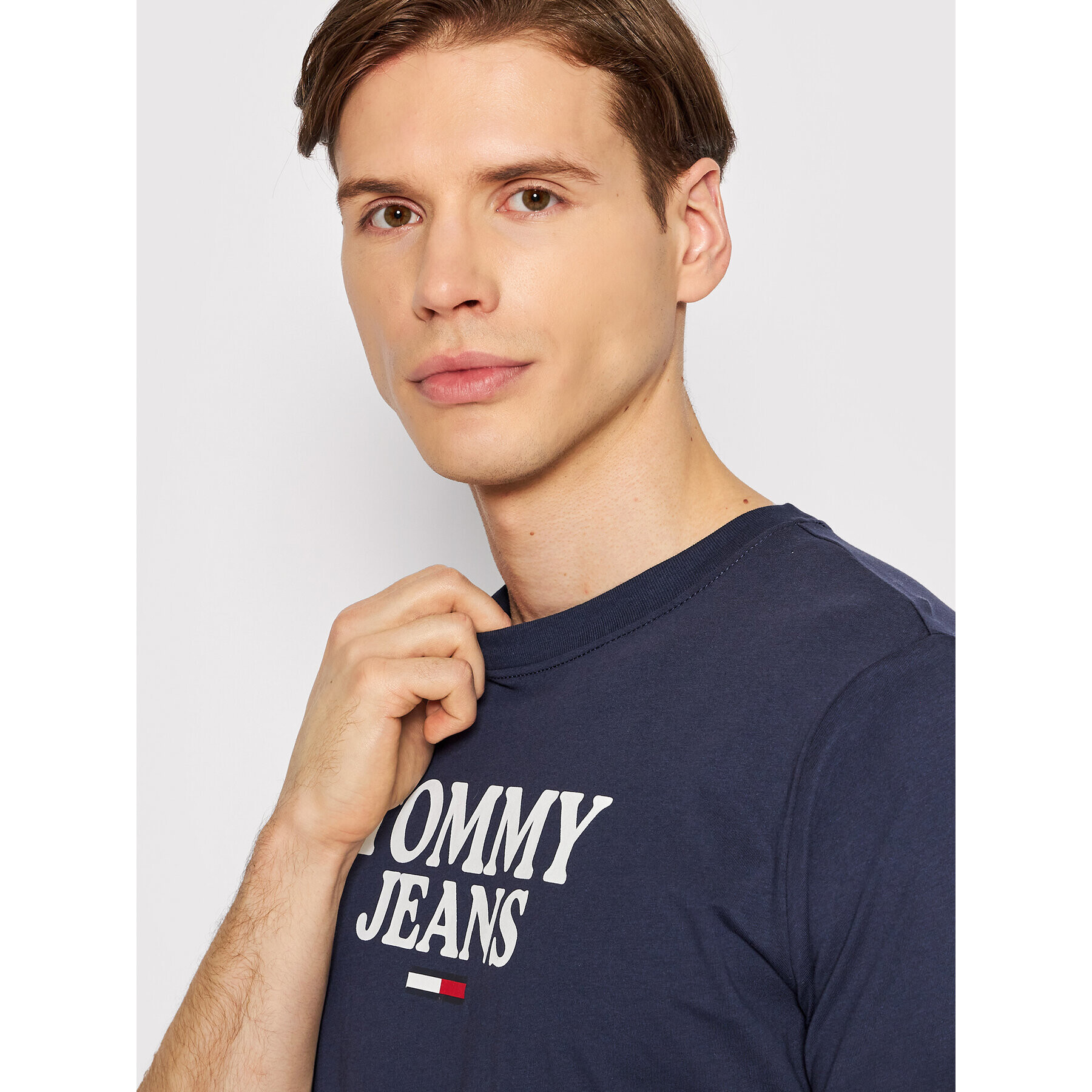 Tommy Jeans Tricou Entry Graphic DM0DM12853 Bleumarin Regular Fit - Pled.ro