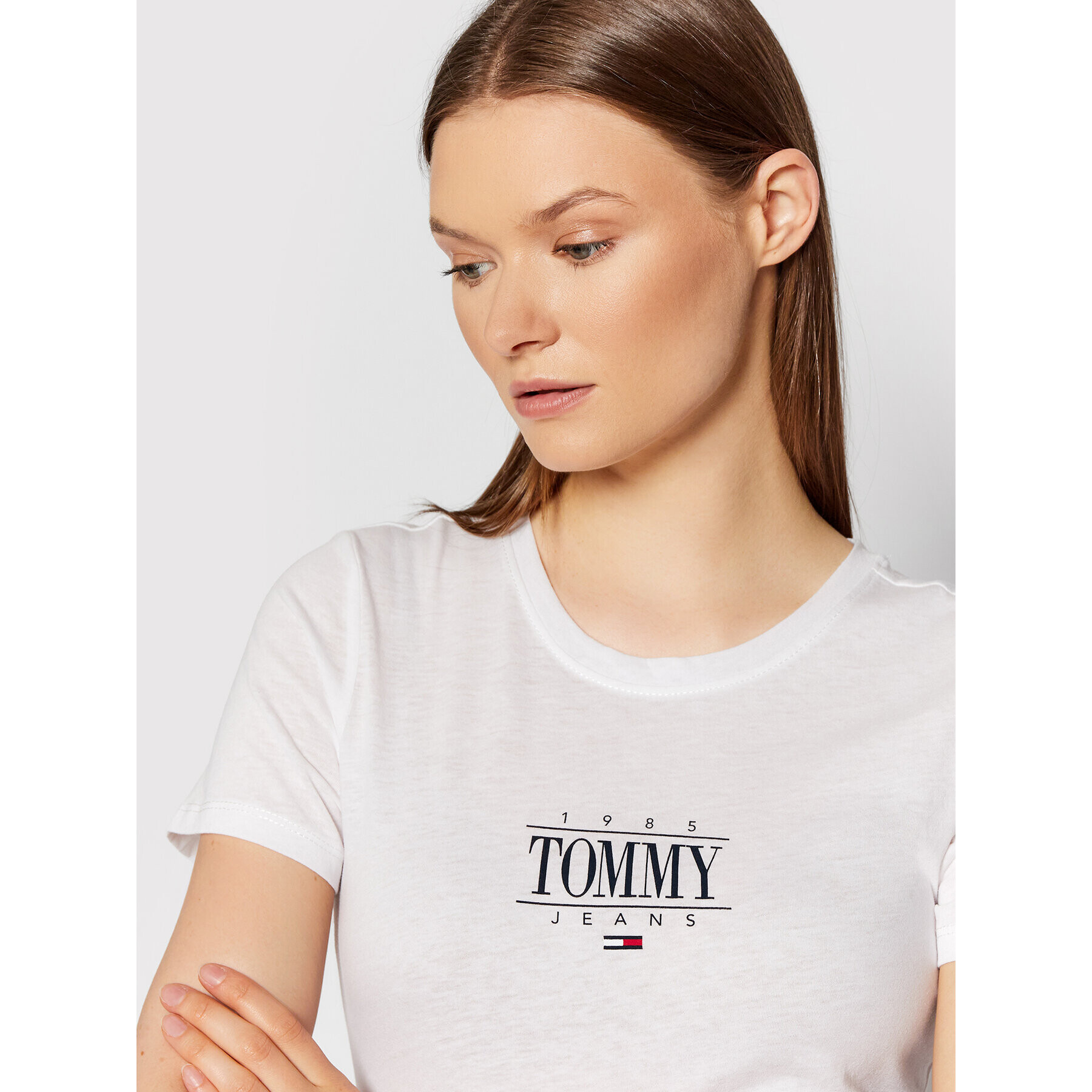 Tommy Jeans Tricou Essenstial Logo DW0DW11239 Alb Skinny Fit - Pled.ro