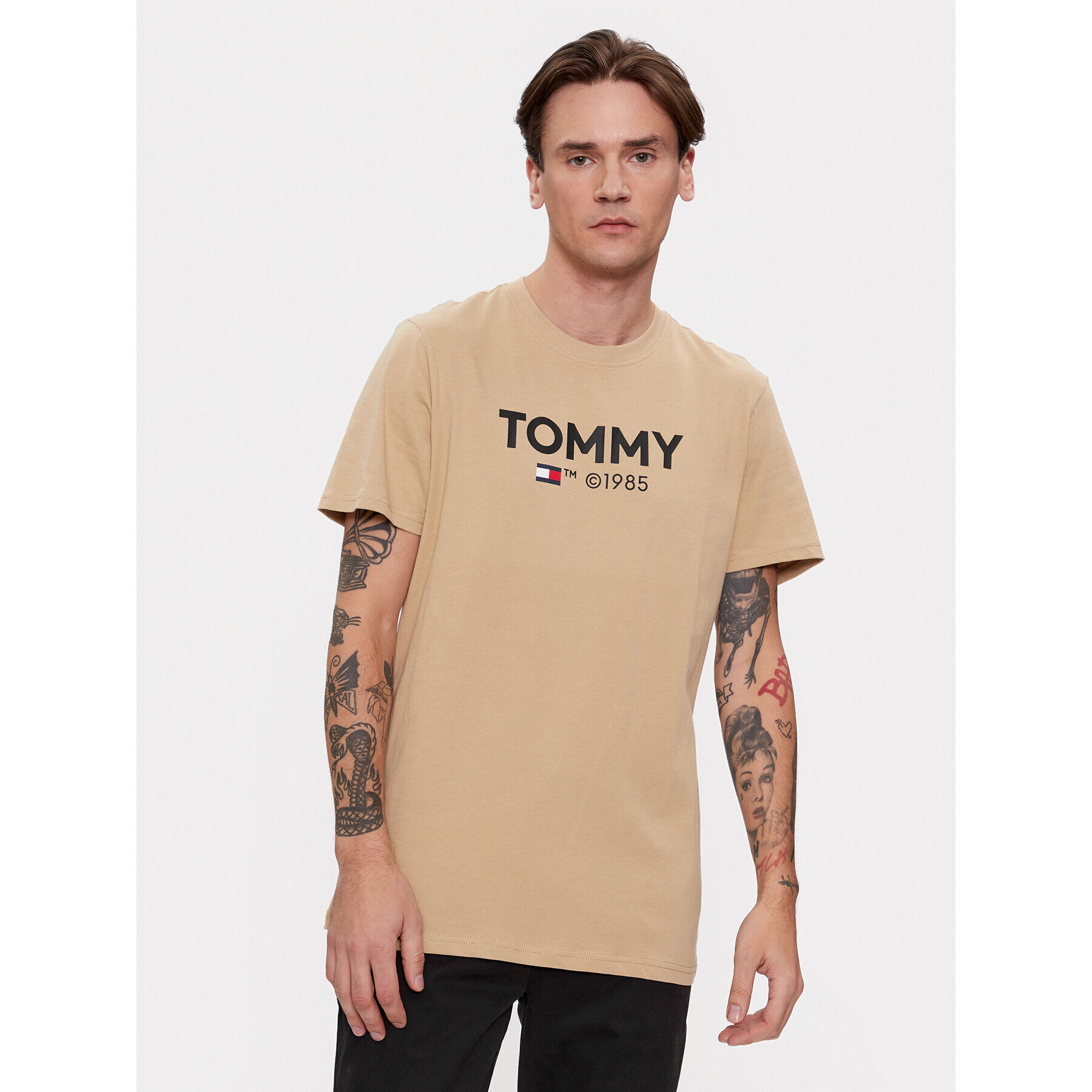 Tommy Jeans Tricou Essential DM0DM18264 Bej Slim Fit - Pled.ro