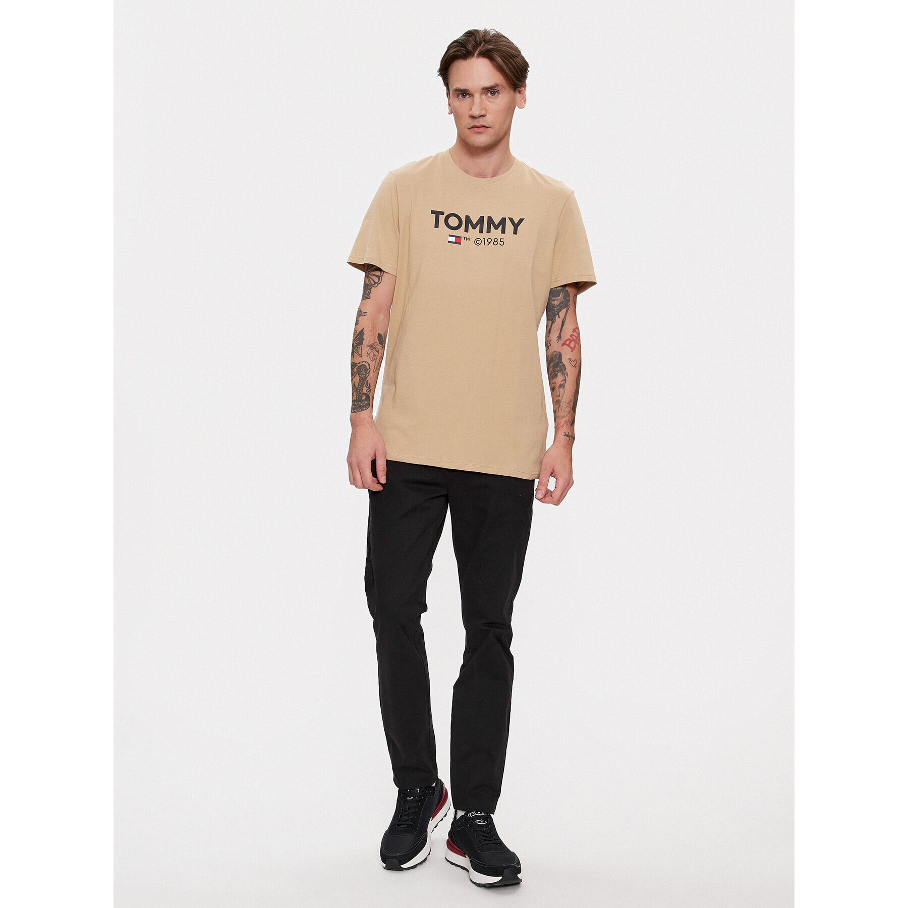 Tommy Jeans Tricou Essential DM0DM18264 Bej Slim Fit - Pled.ro