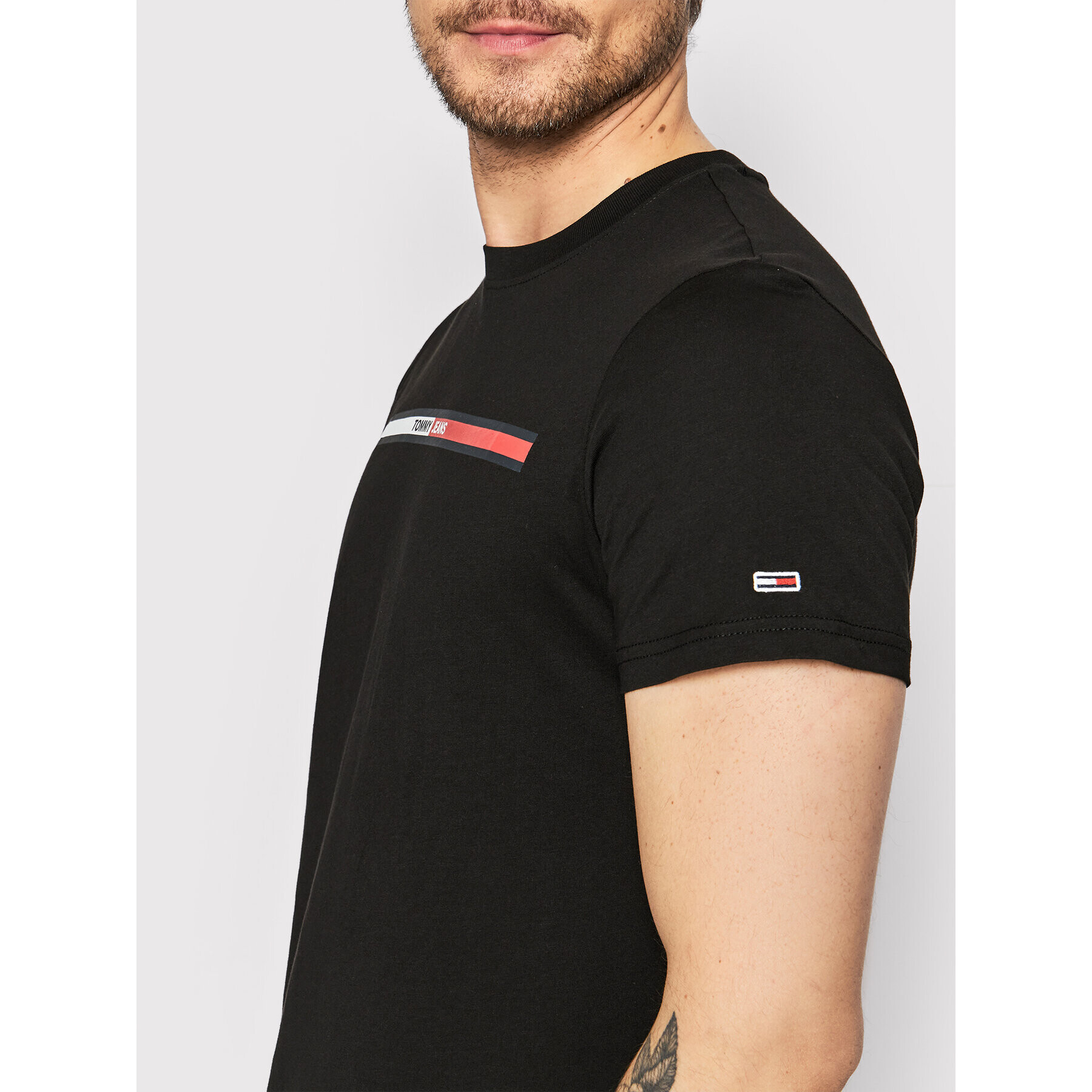 Tommy Jeans Tricou Essential Flag DM0DM13509 Negru Regular Fit - Pled.ro