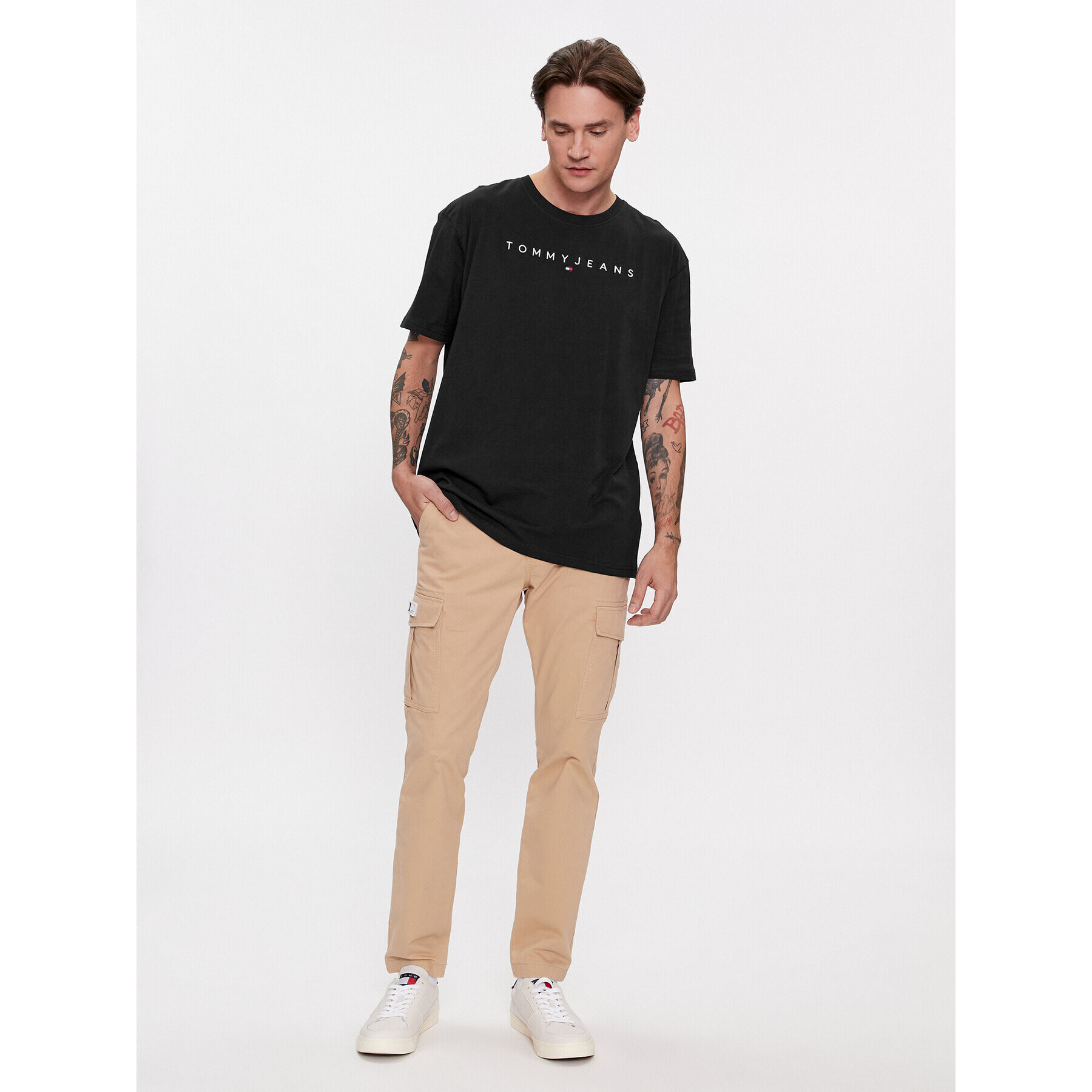 Tommy Jeans Tricou Linear Logo DM0DM17993 Negru Regular Fit - Pled.ro