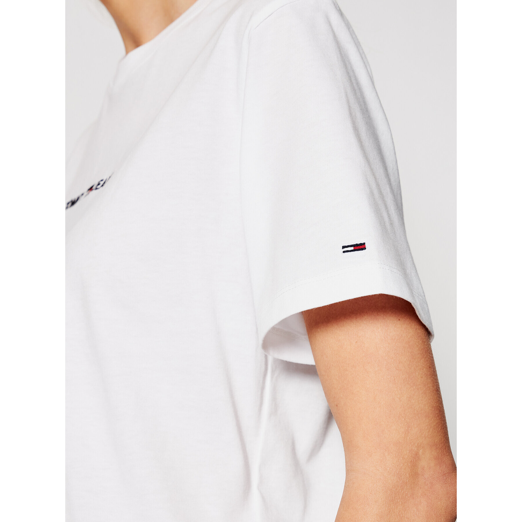 Tommy Jeans Tricou Linear Logo DW0DW10057 Alb Cropped Fit - Pled.ro