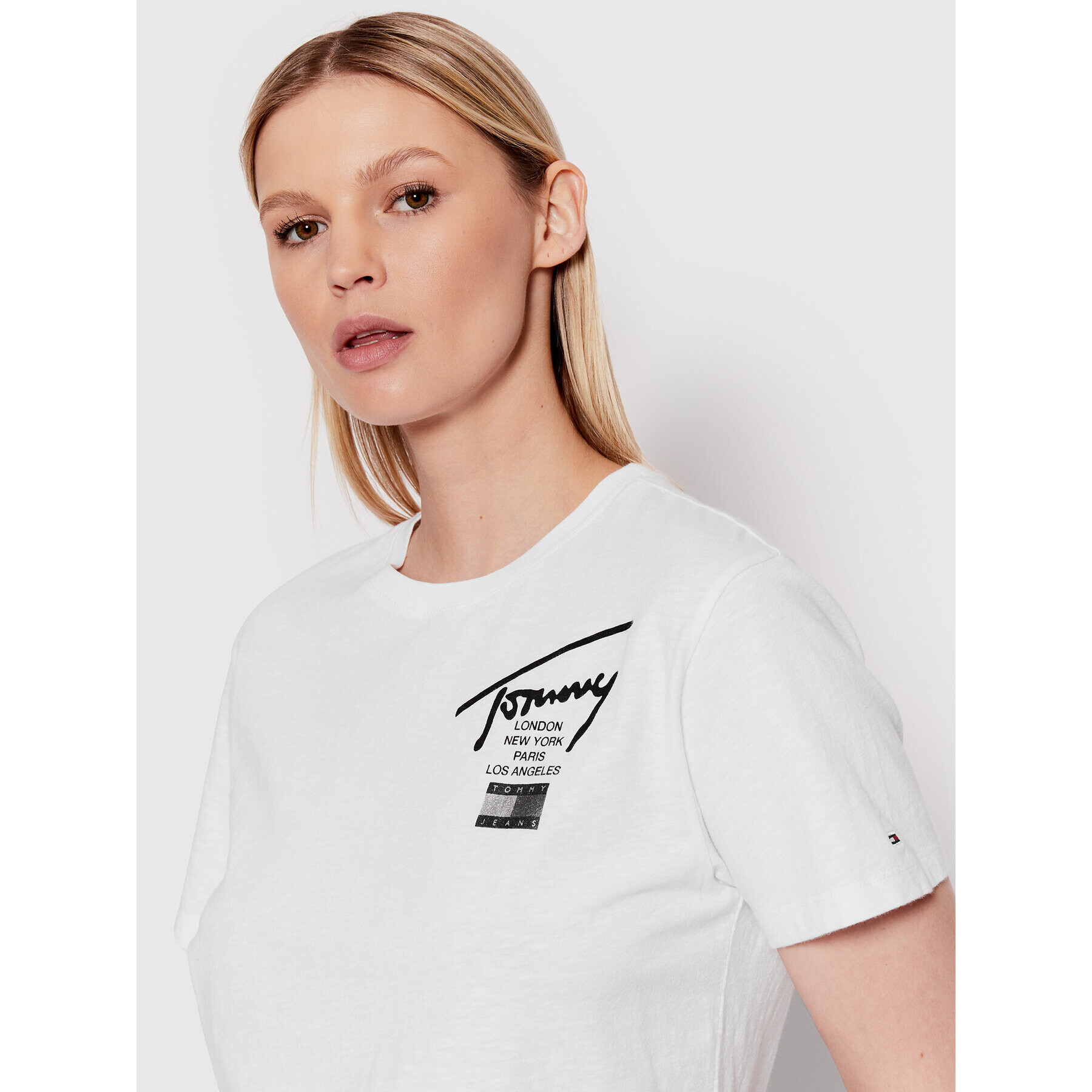 Tommy Jeans Tricou Modern Signature DW0DW12851 Alb Relaxed Fit - Pled.ro